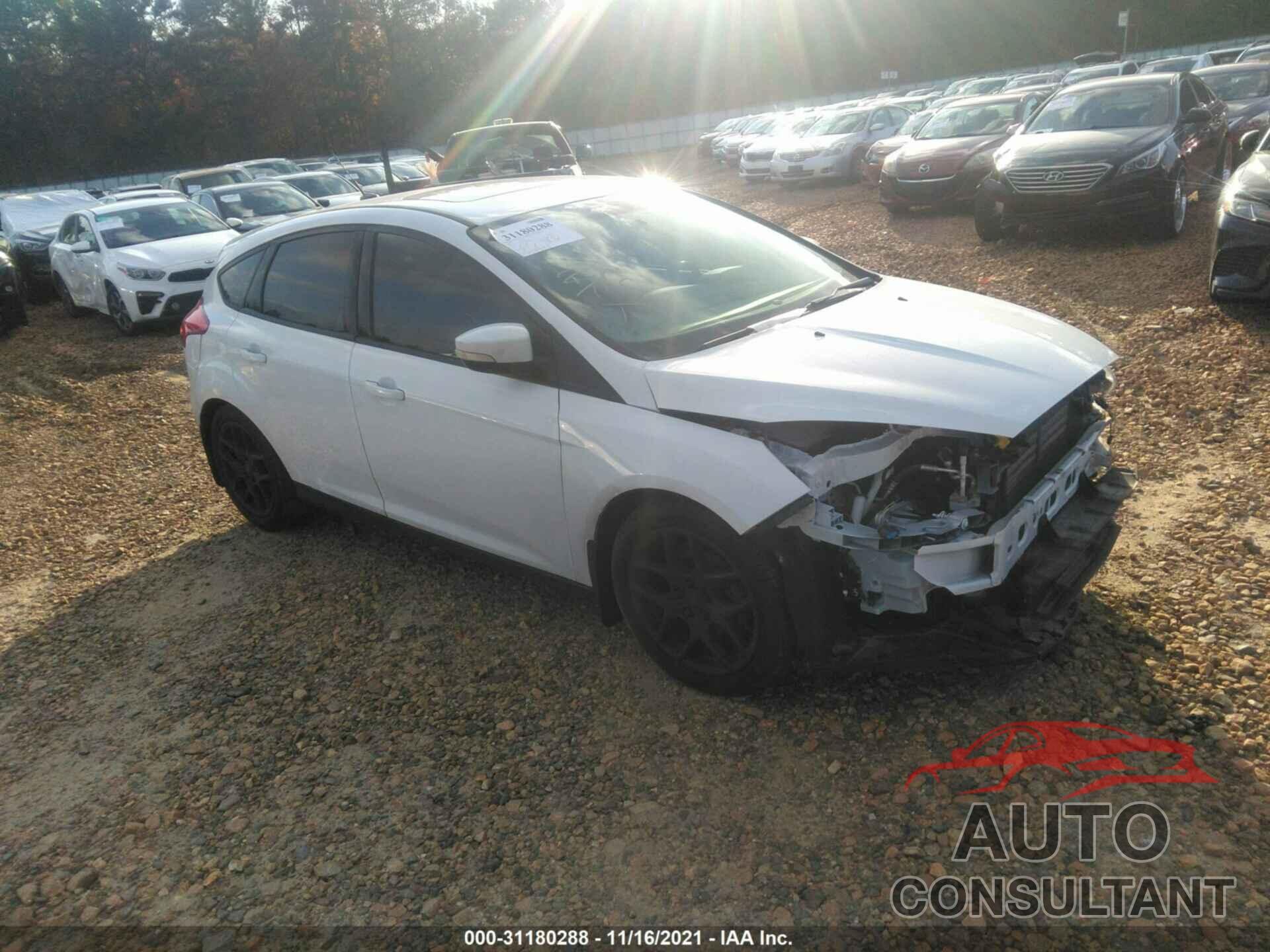 FORD FOCUS 2016 - 1FADP3K26GL240455