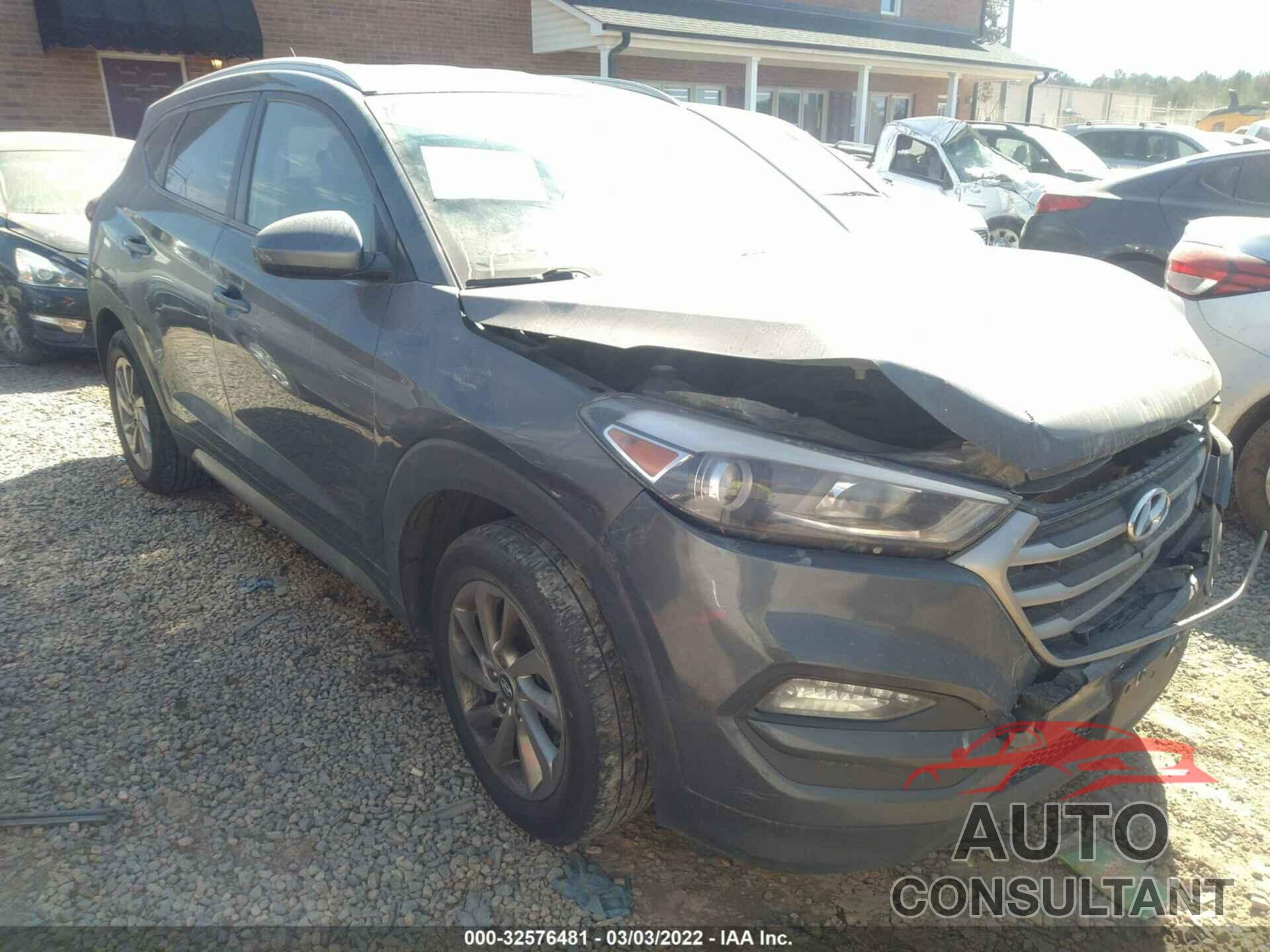 HYUNDAI TUCSON 2017 - KM8J3CA46HU337576
