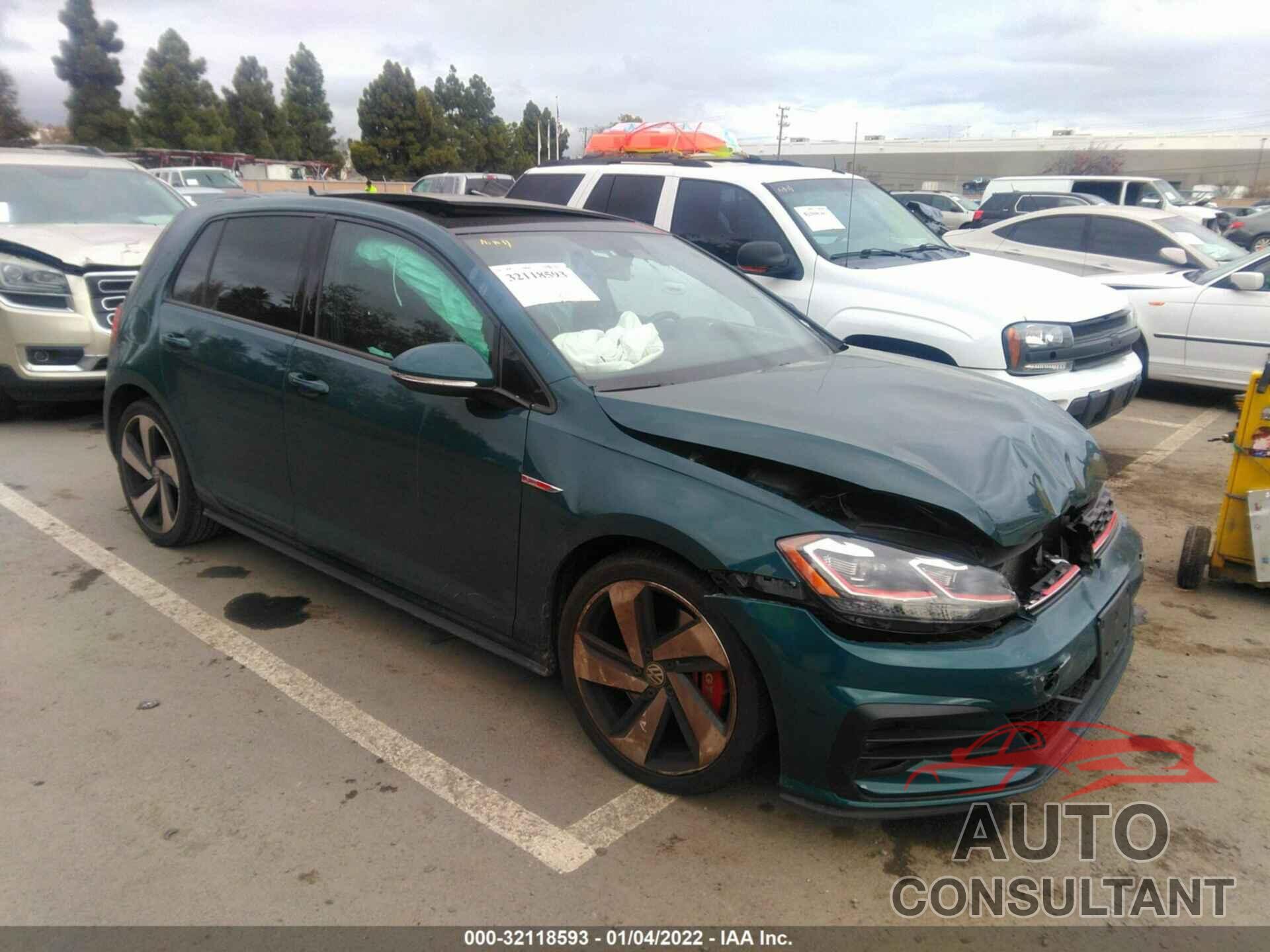 VOLKSWAGEN GOLF GTI 2018 - 3VW447AUXJM262877