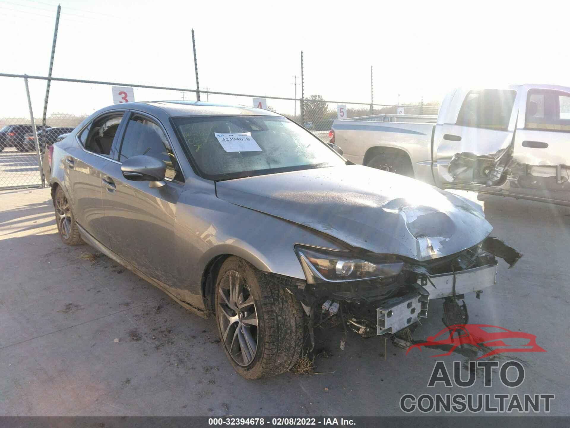 LEXUS IS 2018 - JTHBA1D22J5083280