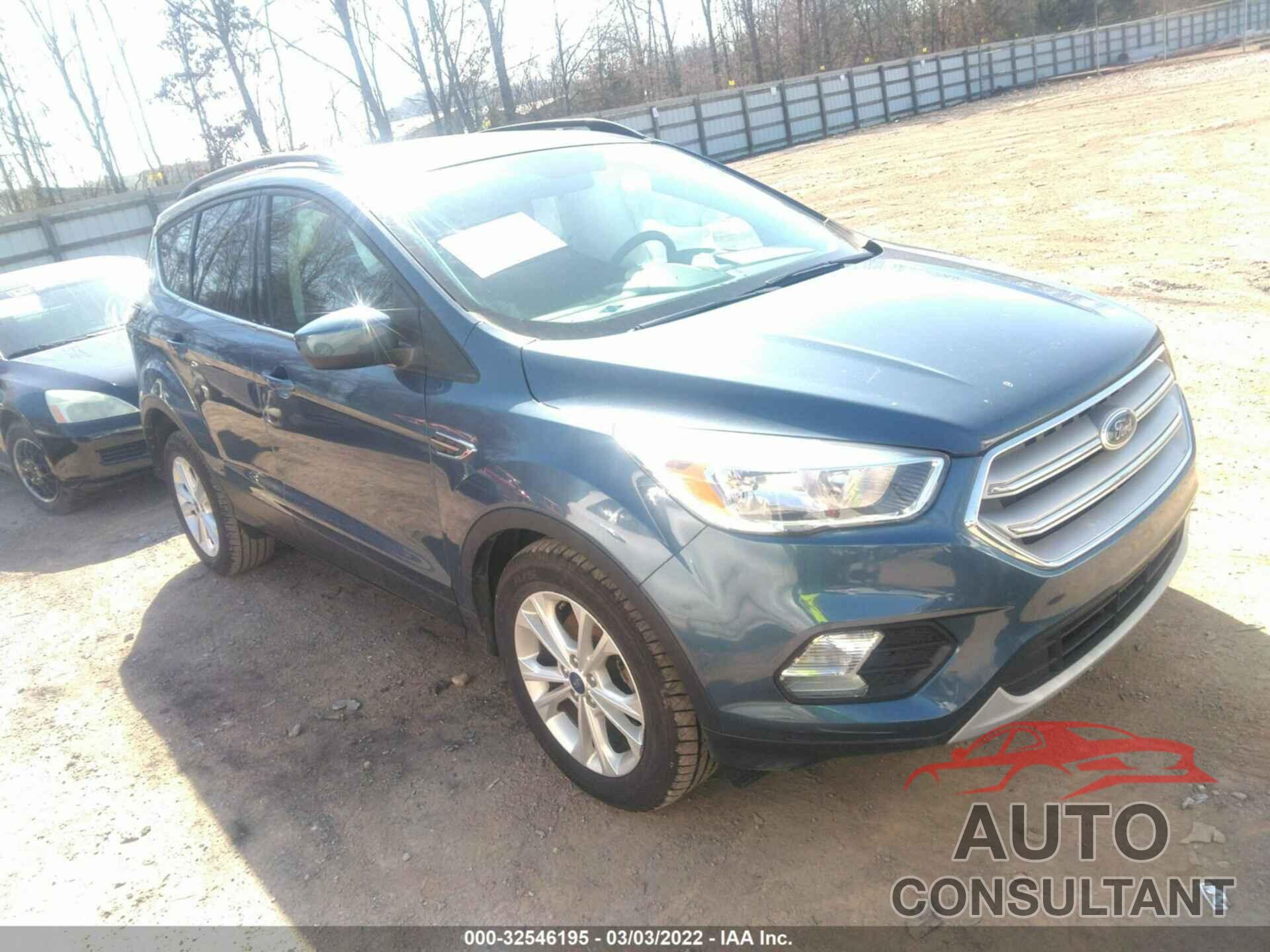 FORD ESCAPE 2018 - 1FMCU0GD6JUA35352