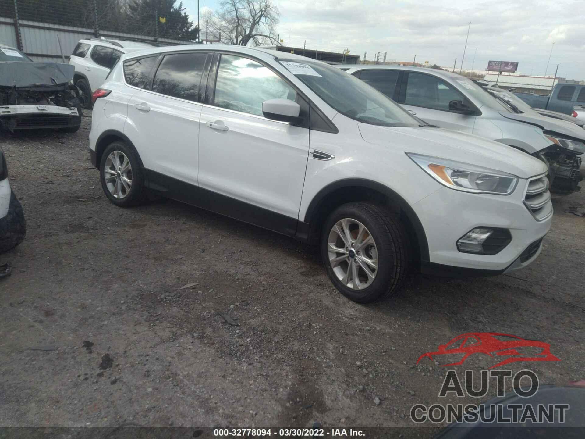 FORD ESCAPE 2019 - 1FMCU0GDXKUB13150