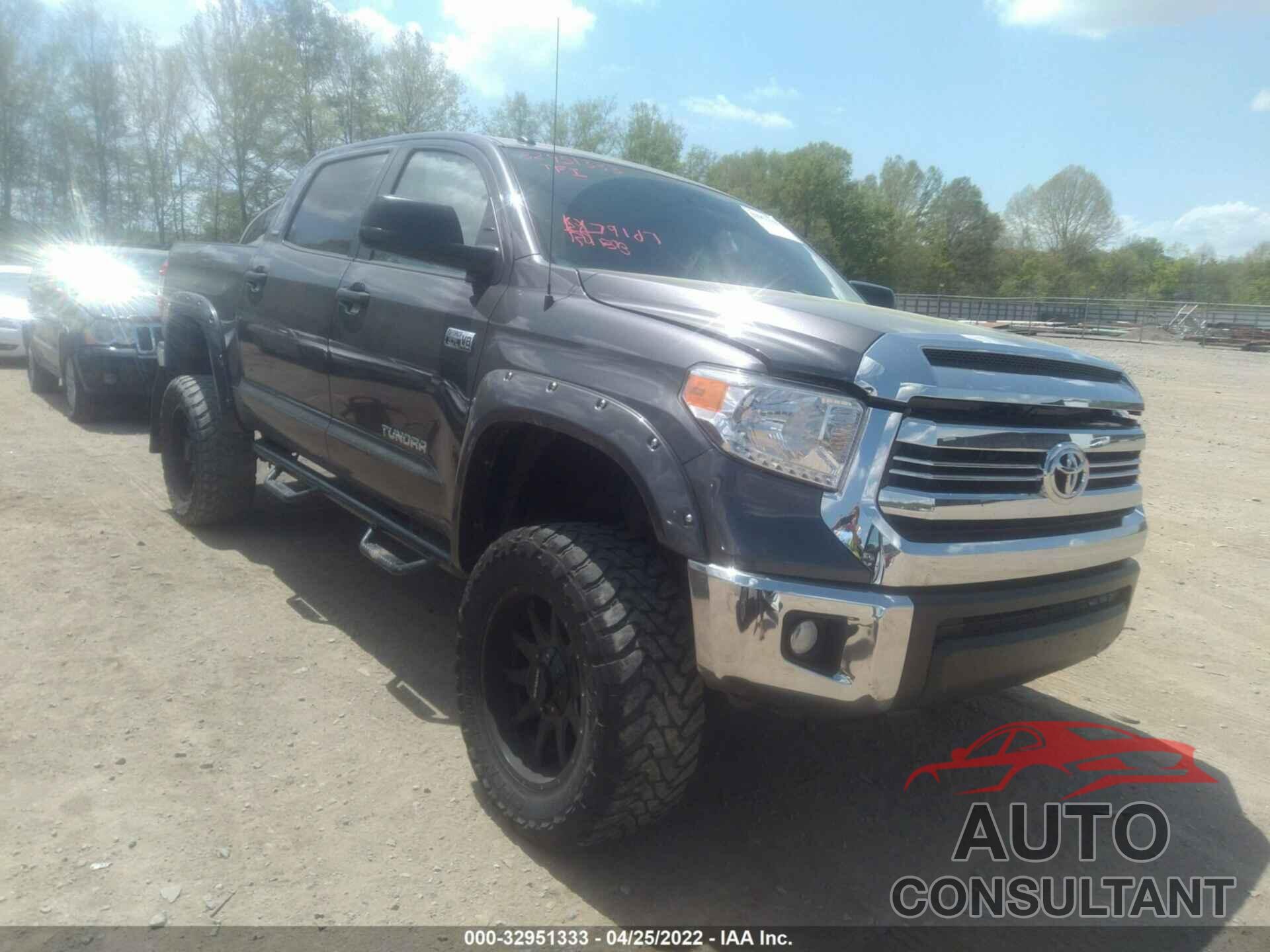 TOYOTA TUNDRA 4WD 2017 - 5TFDW5F15HX652533