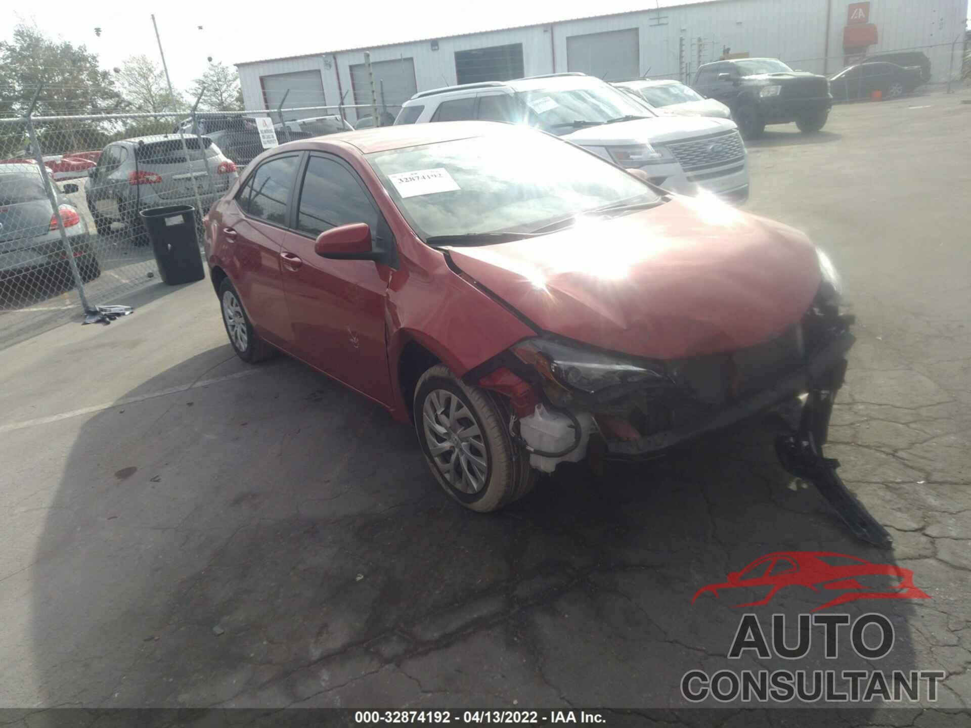 TOYOTA COROLLA 2018 - 5YFBURHE9JP820134