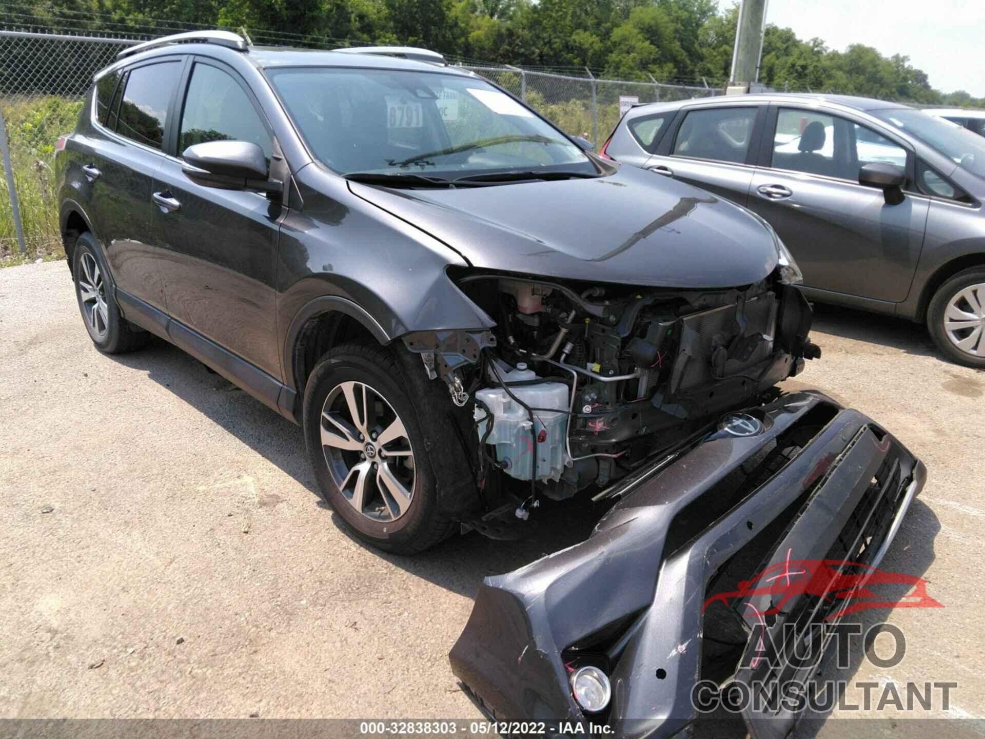 TOYOTA RAV4 2018 - JTMWFREV1JJ203380