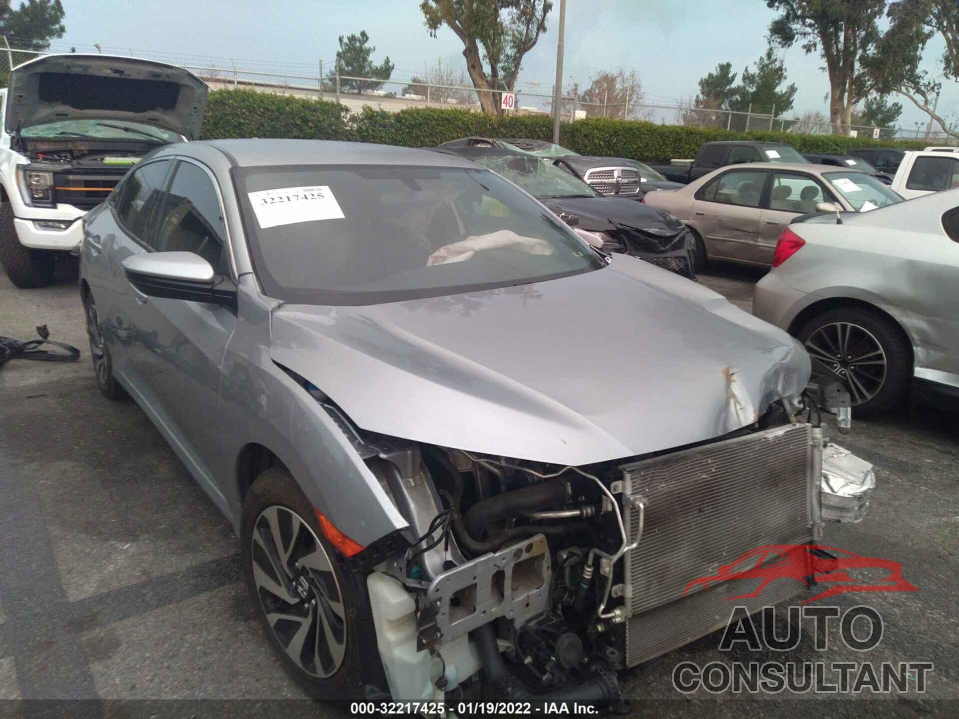 HONDA CIVIC HATCHBACK 2017 - SHHFK7H2XHU408648