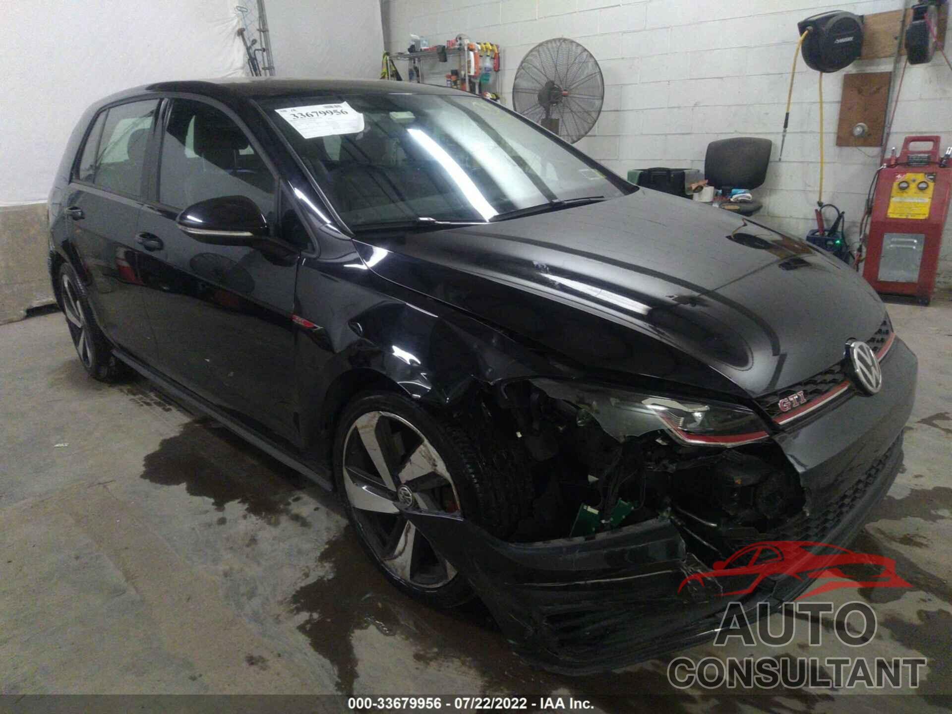VOLKSWAGEN GOLF GTI 2019 - 3VW6T7AU0KM037106