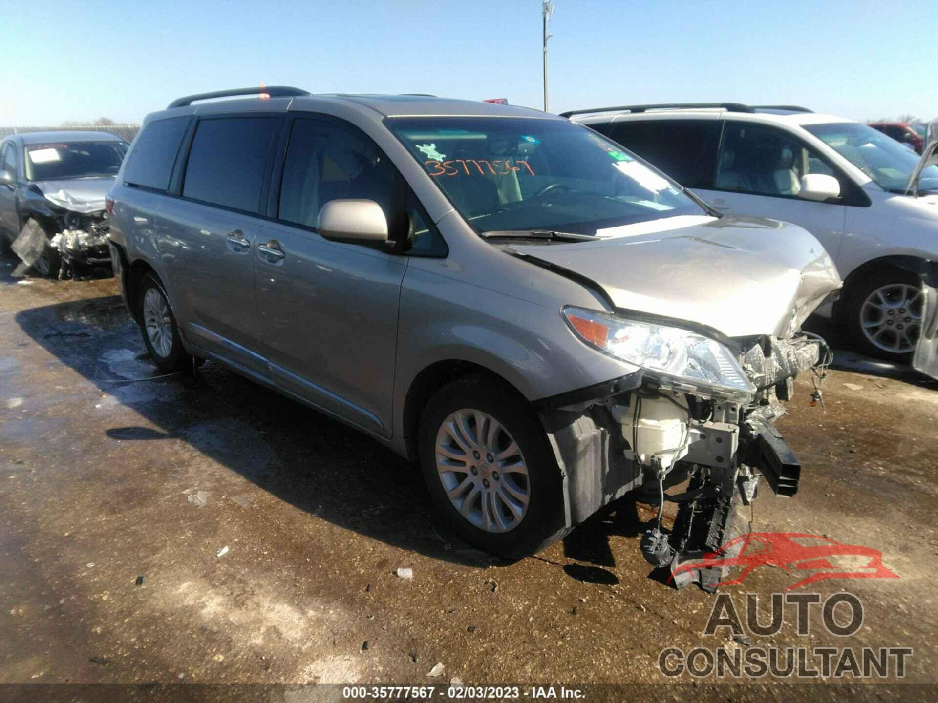 TOYOTA SIENNA 2015 - 5TDYK3DC2FS615562