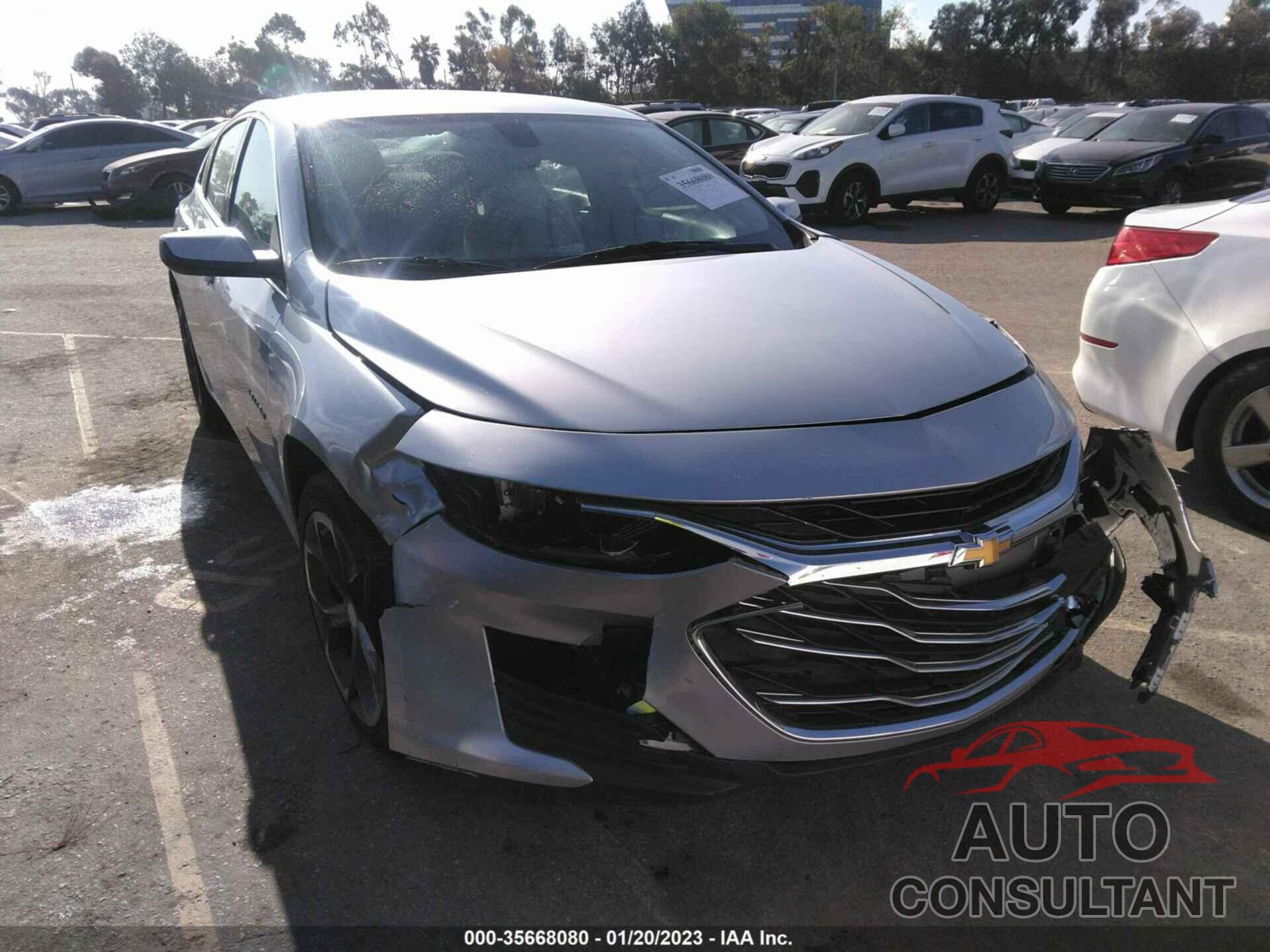 CHEVROLET MALIBU 2020 - 1G1ZD5ST8LF104486