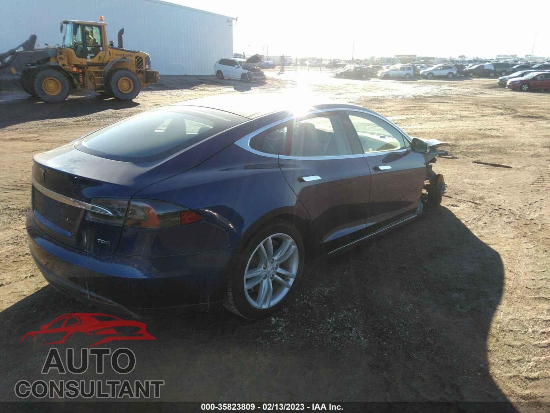 TESLA MODEL S 2015 - 5YJSA1S28FF093502
