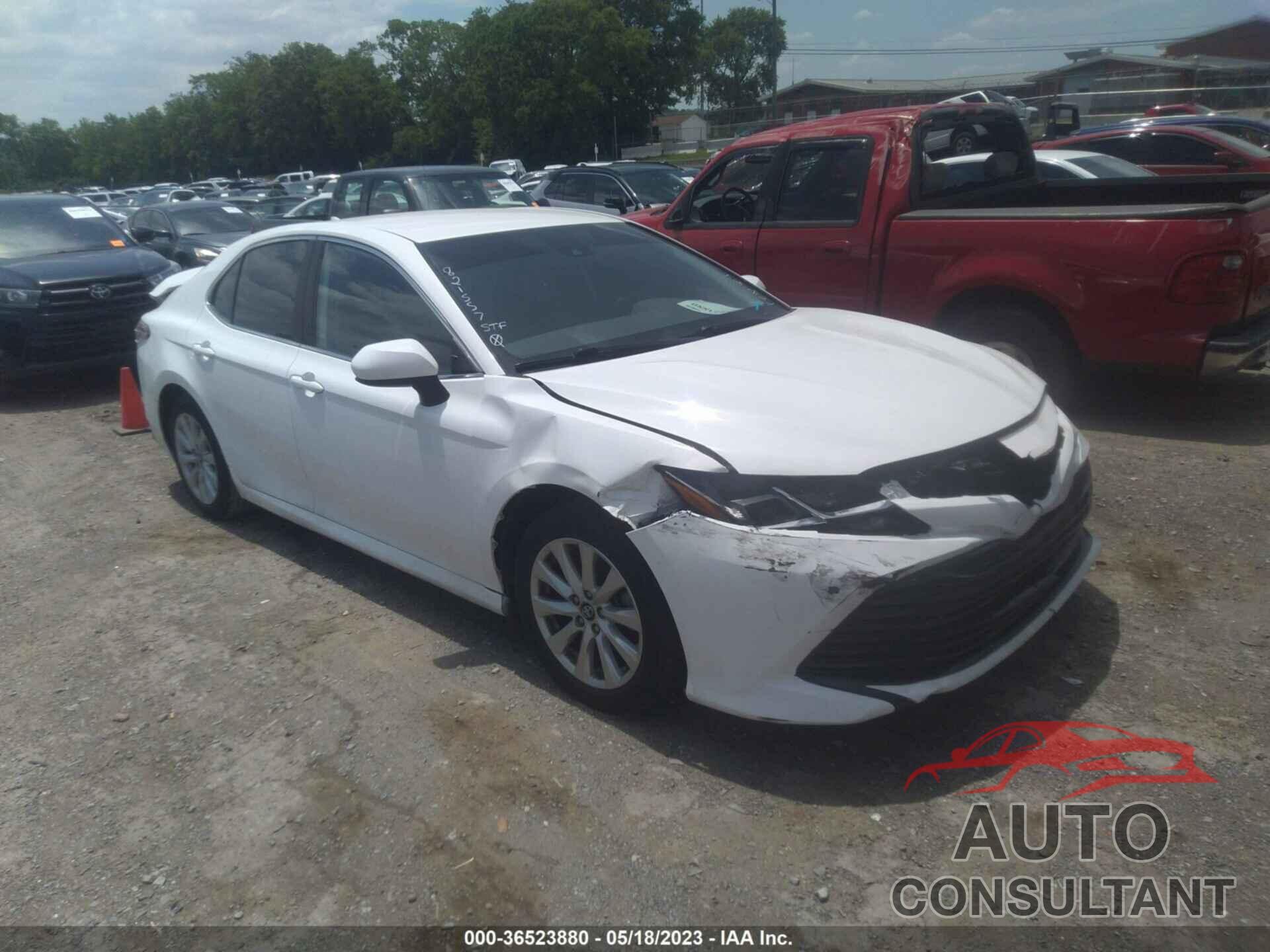 TOYOTA CAMRY 2019 - 4T1B11HK9KU821557