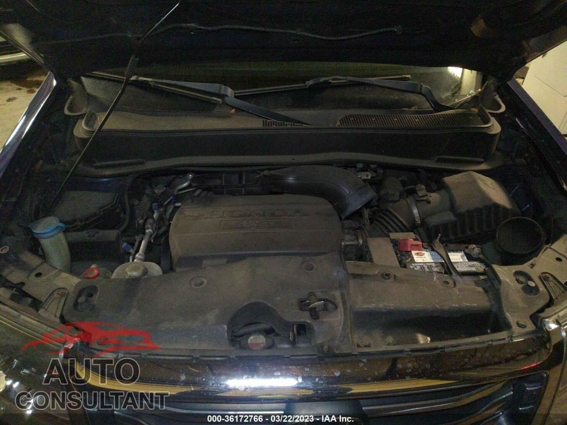 HONDA PILOT 2015 - 5FNYF4H21FB013607