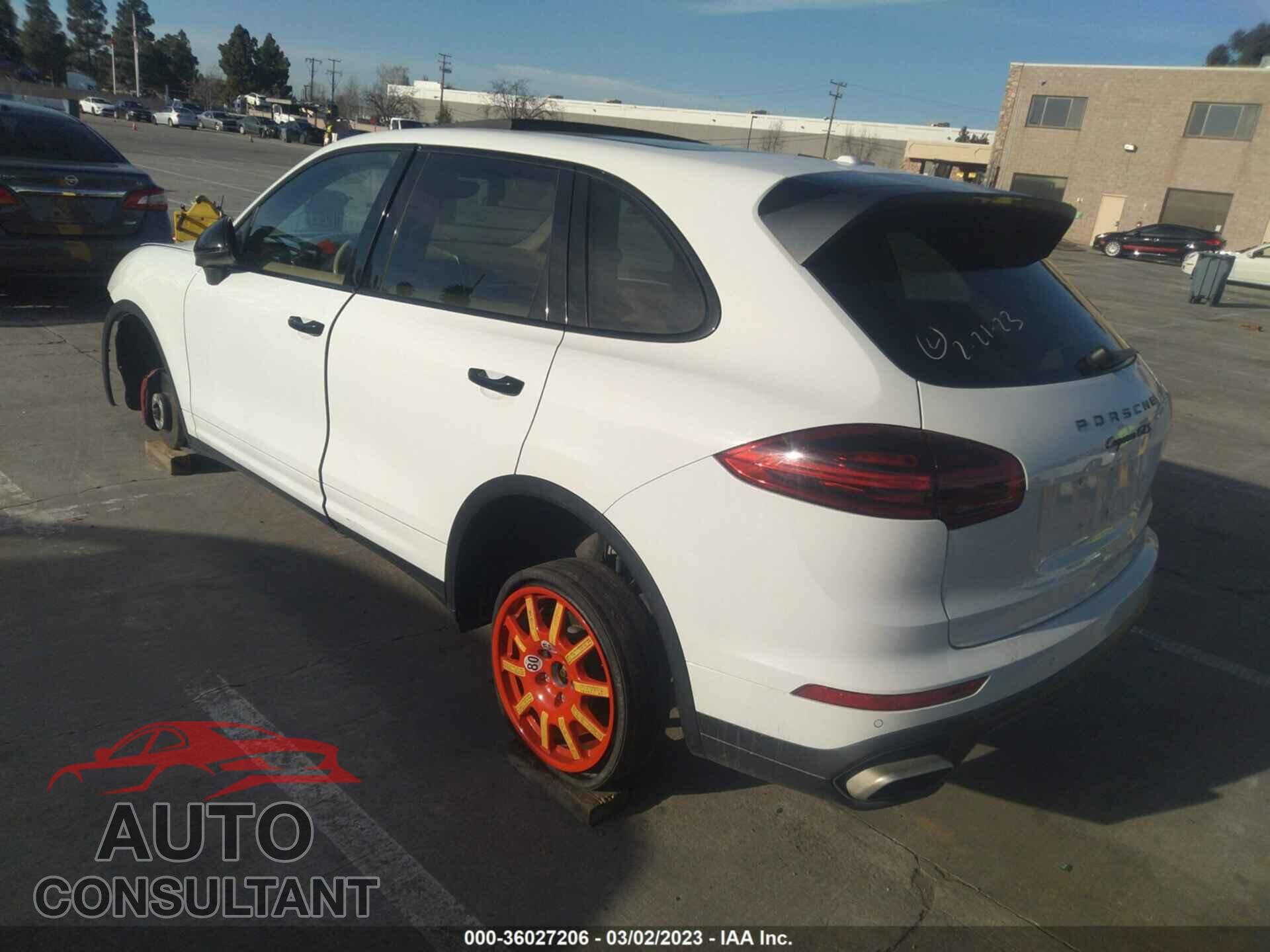 PORSCHE CAYENNE 2016 - WP1AA2A25GLA10589