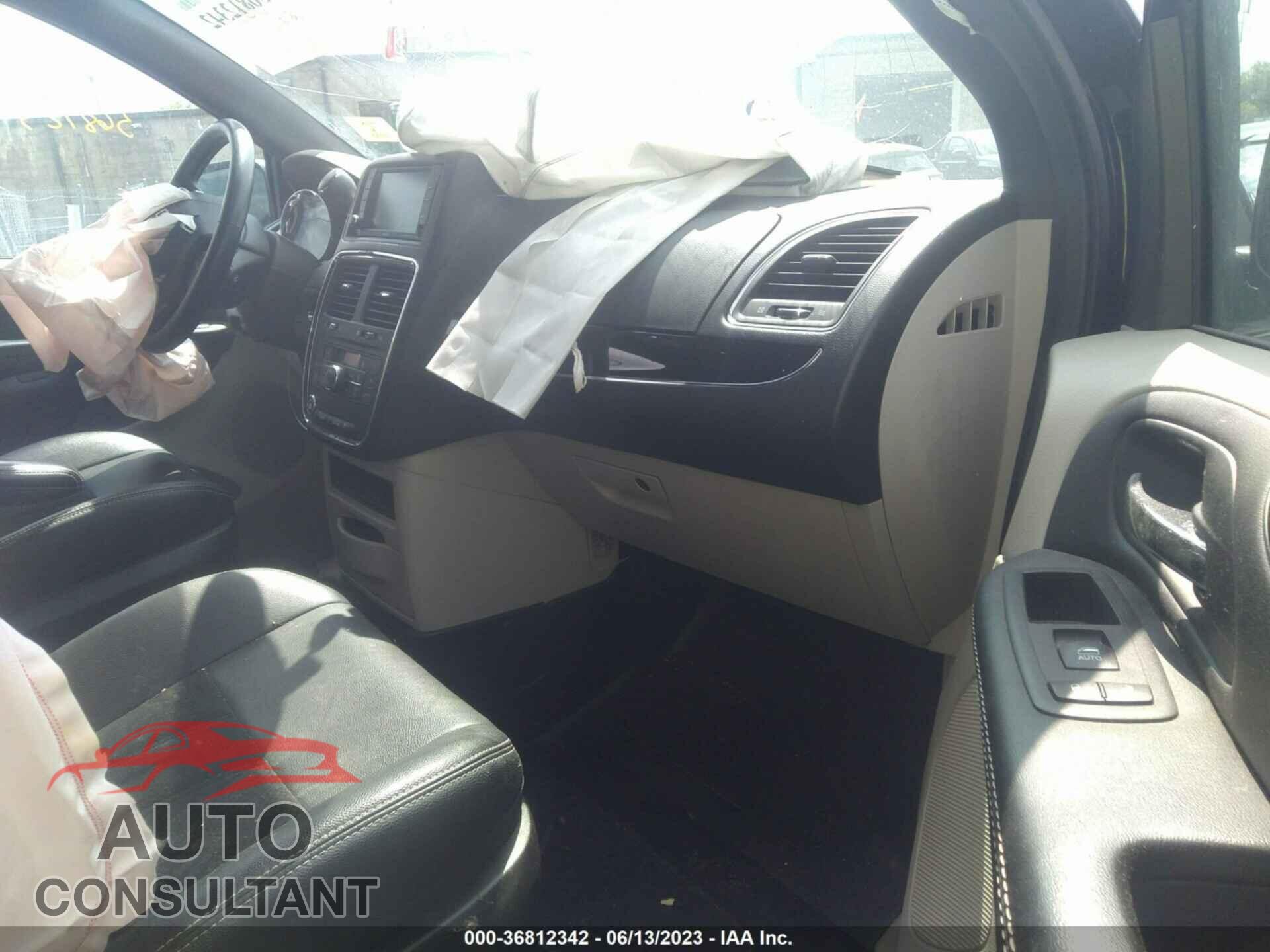 DODGE GRAND CARAVAN 2017 - 2C4RDGCG9HR772477