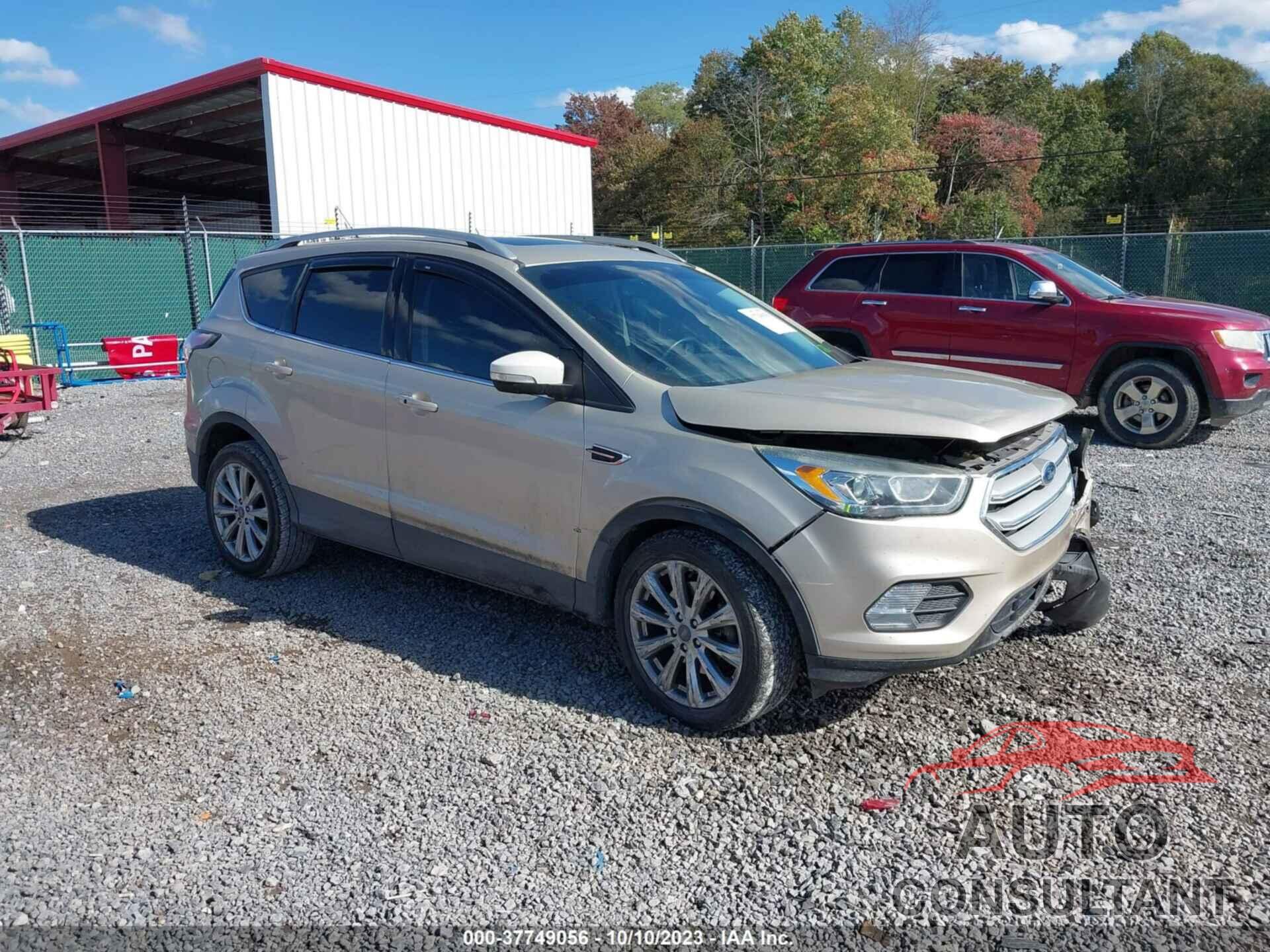 FORD ESCAPE 2017 - 1FMCU9J93HUA27602