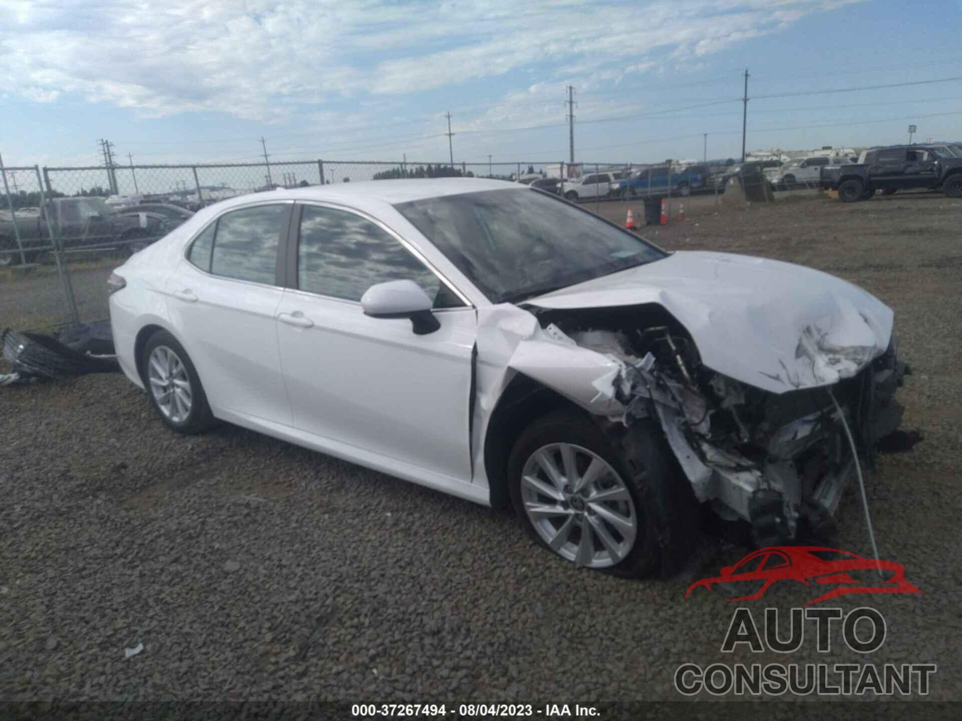 TOYOTA CAMRY 2022 - 4T1C11AK1NU655246