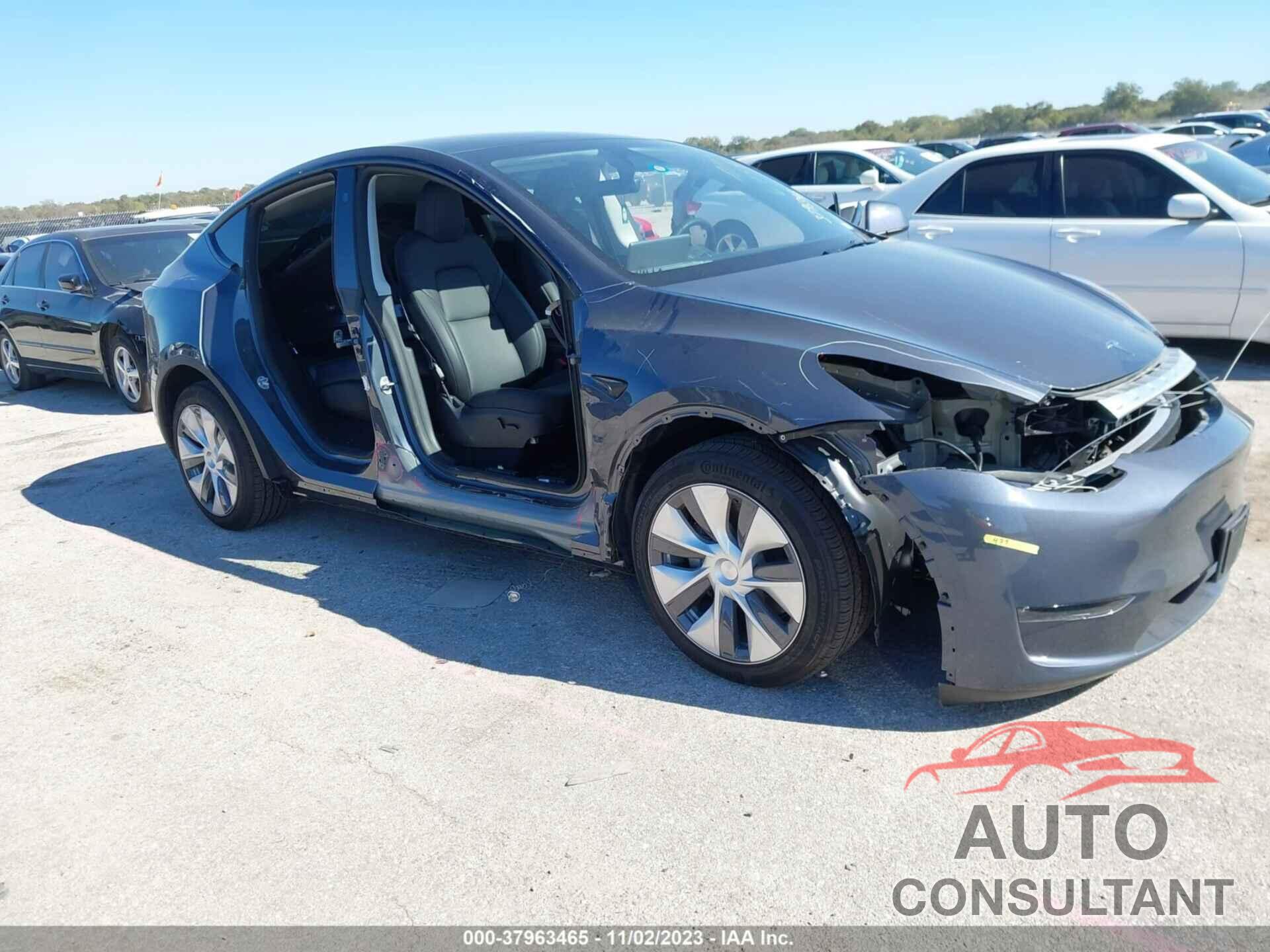 TESLA MODEL Y 2023 - 7SAYGDEE1PA152861