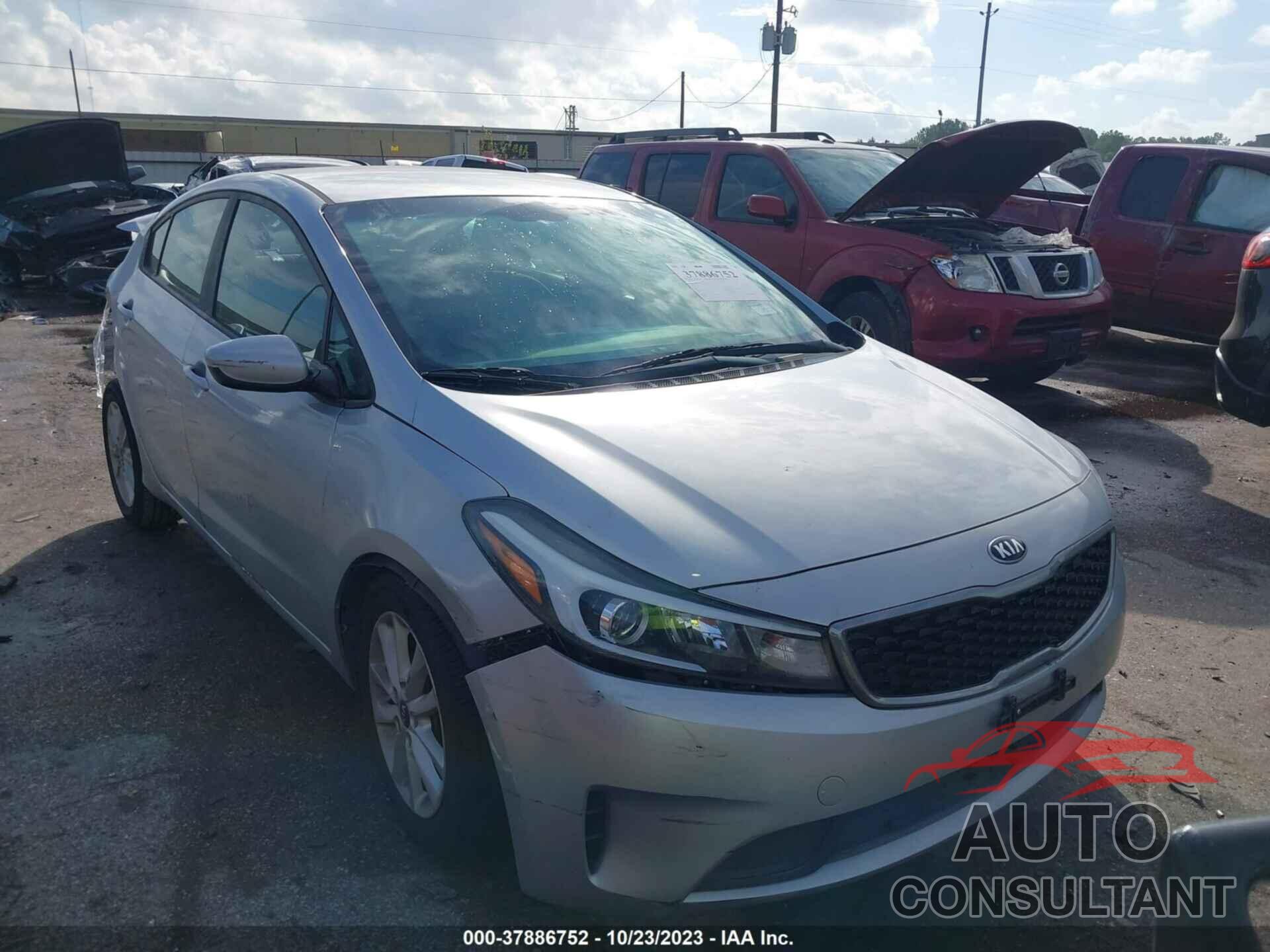 KIA FORTE 2017 - 3KPFL4A74HE131987