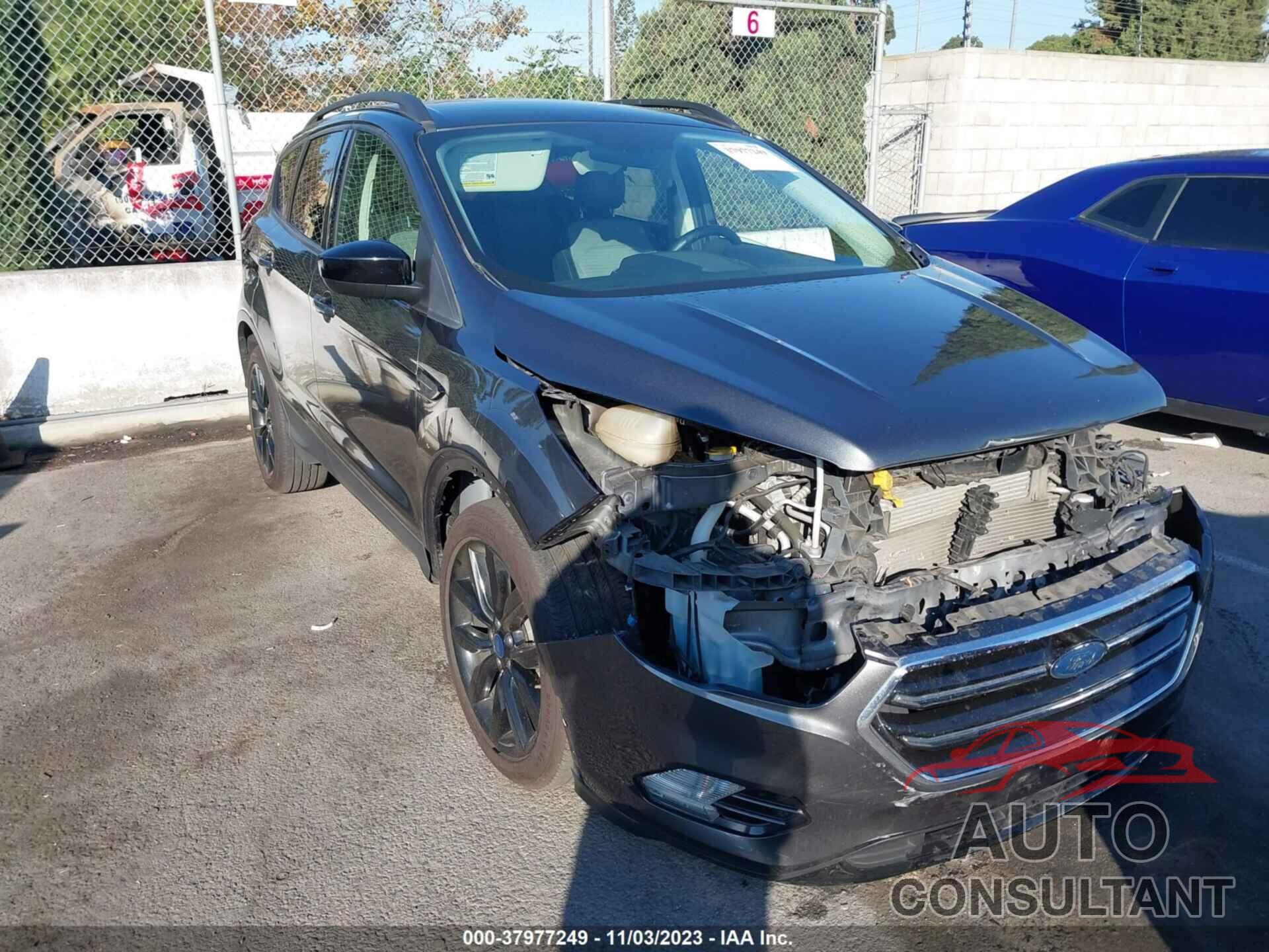 FORD ESCAPE 2019 - 1FMCU0GD2KUB04698
