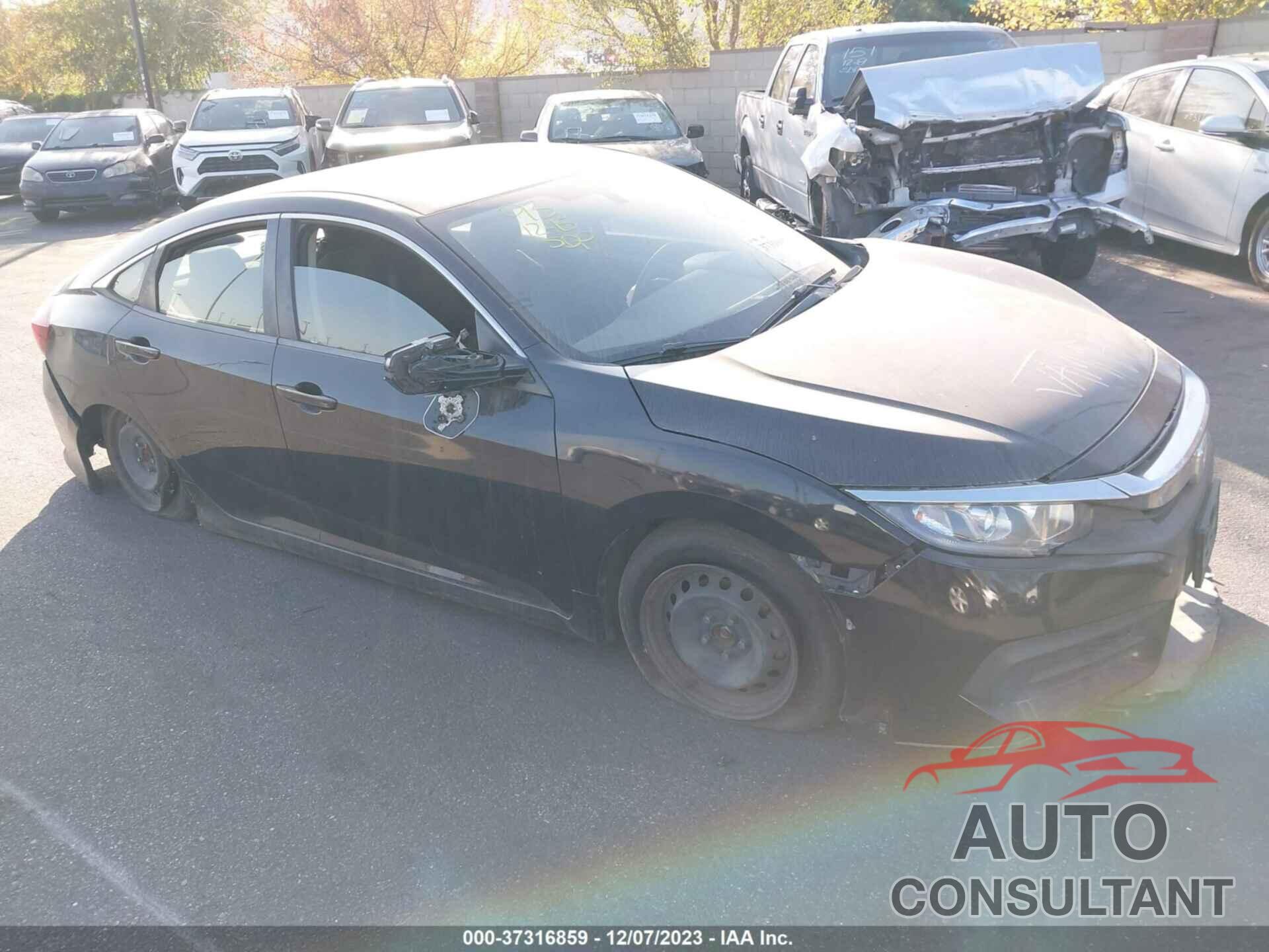 HONDA CIVIC 2018 - 2HGFC2F58JH604894