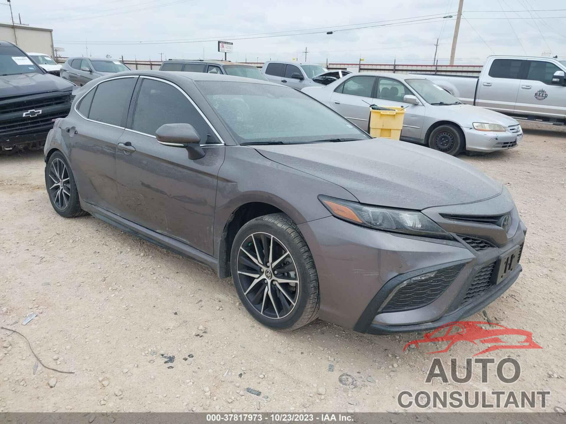 TOYOTA CAMRY 2022 - 4T1G11AK0NU714448