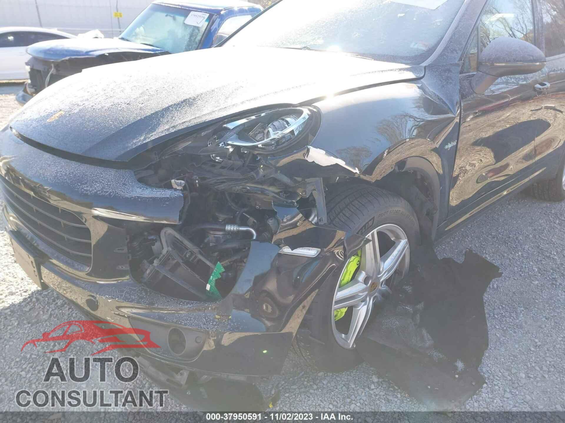 PORSCHE CAYENNE 2016 - WP1AE2A26GLA18236