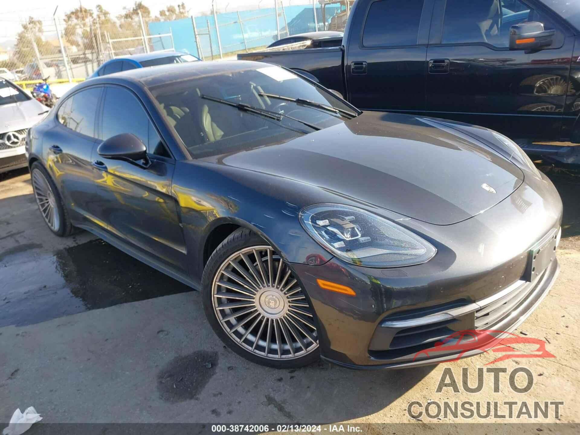 PORSCHE PANAMERA 2018 - WP0AA2A74JL100367