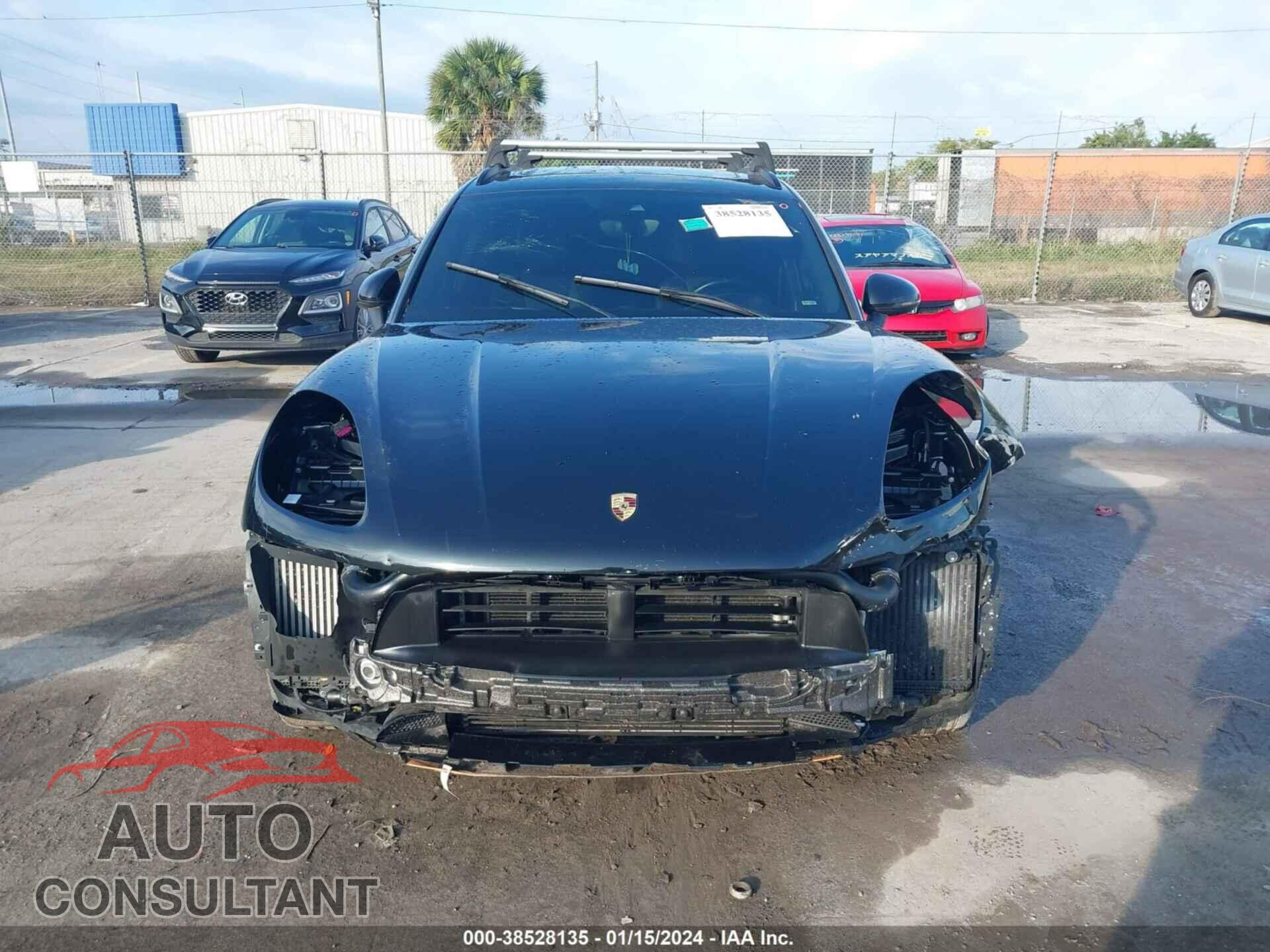 PORSCHE MACAN 2017 - WP1AB2A52HLB14871