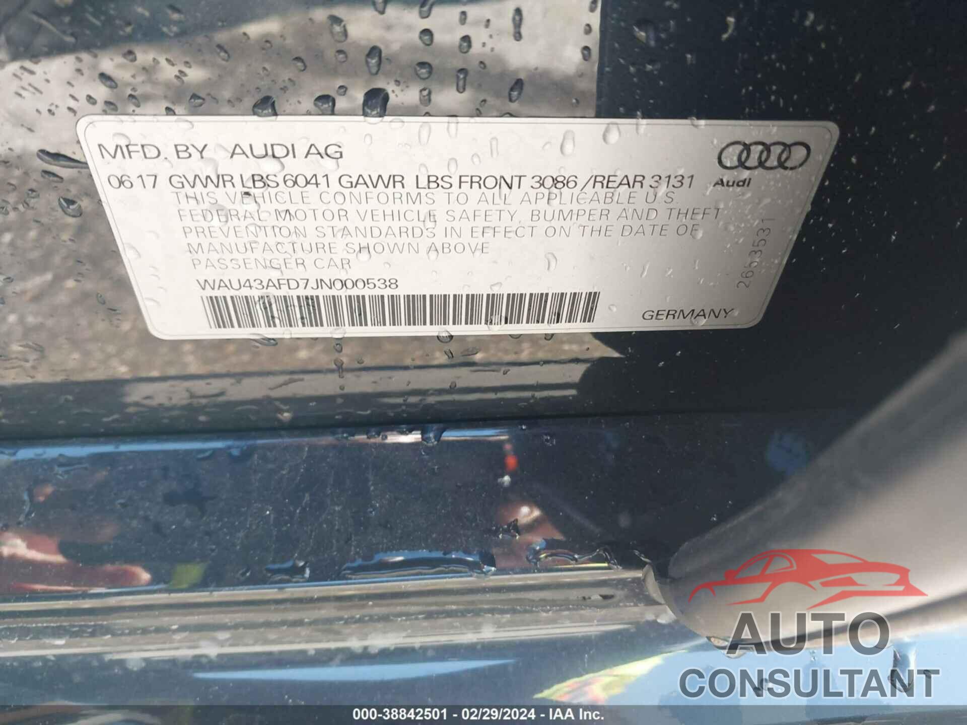 AUDI A8 L 2018 - WAU43AFD7JN000538