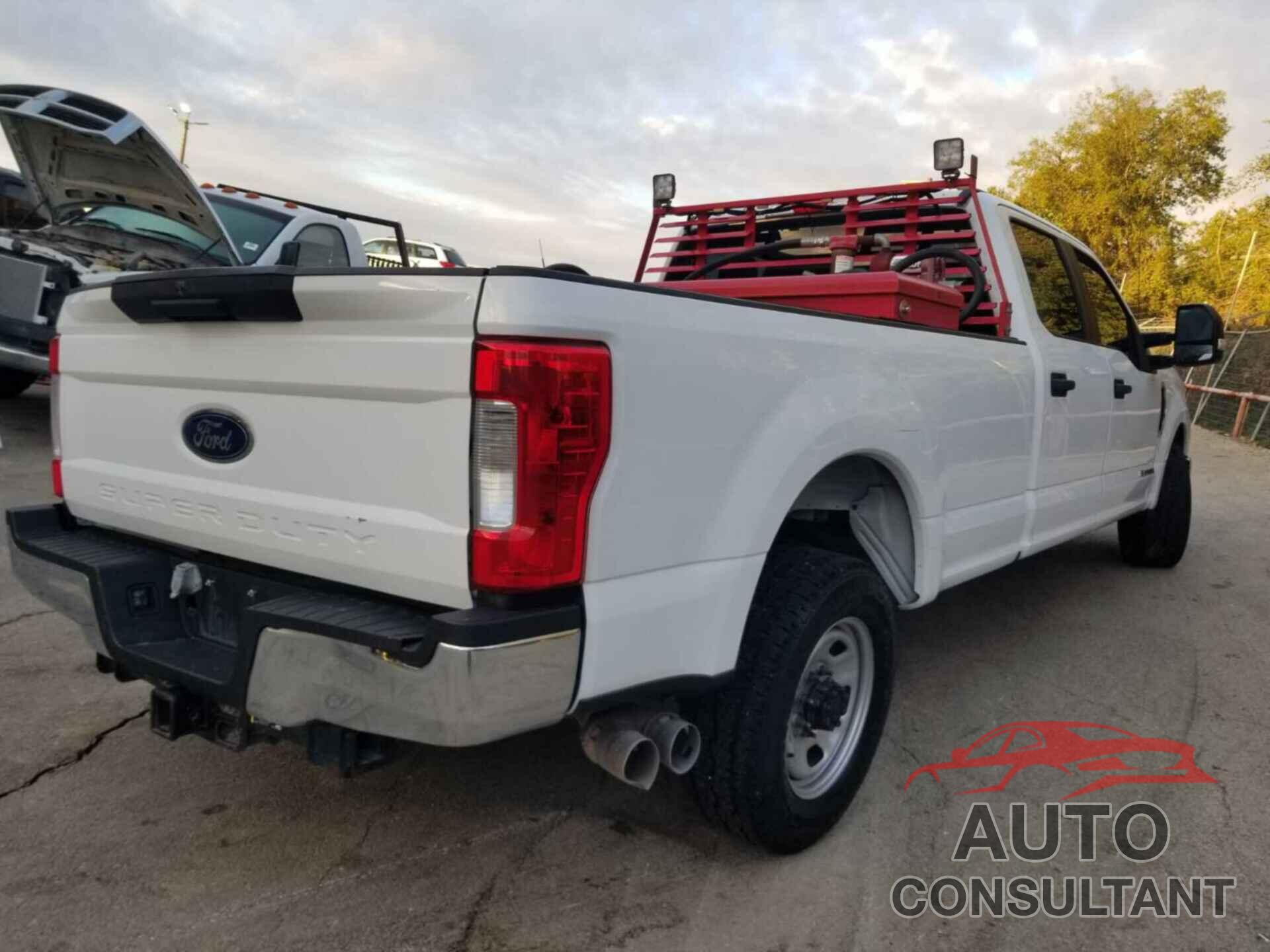 FORD SUPER DUTY F-350 SRW 2018 - 1FT7W3ATXJEC48476