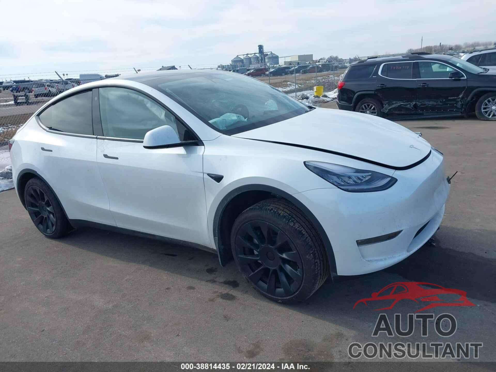 TESLA MODEL Y 2023 - 7SAYGDEE6PA043070