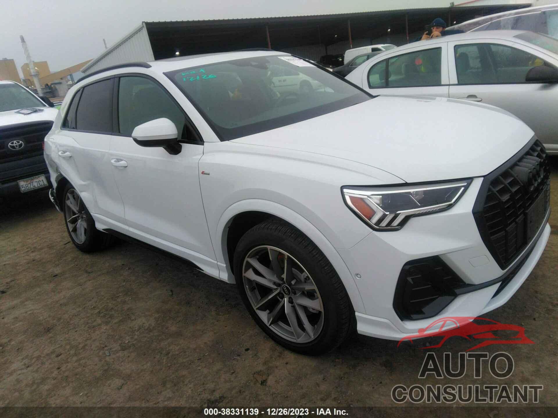 AUDI Q3 2021 - WA1EECF39M1106757