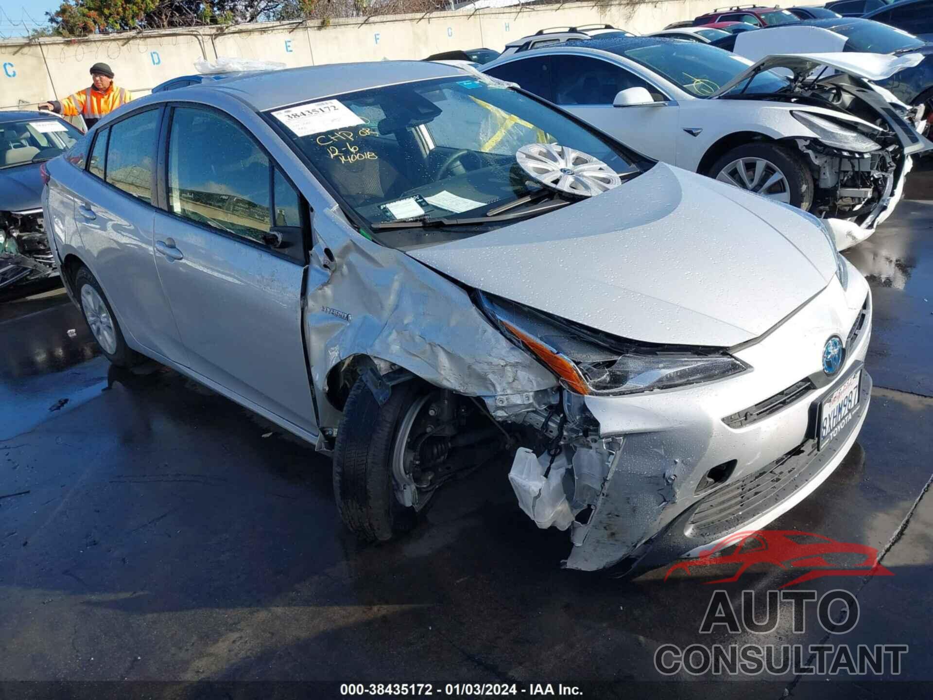 TOYOTA PRIUS 2021 - JTDKAMFU2M3150980