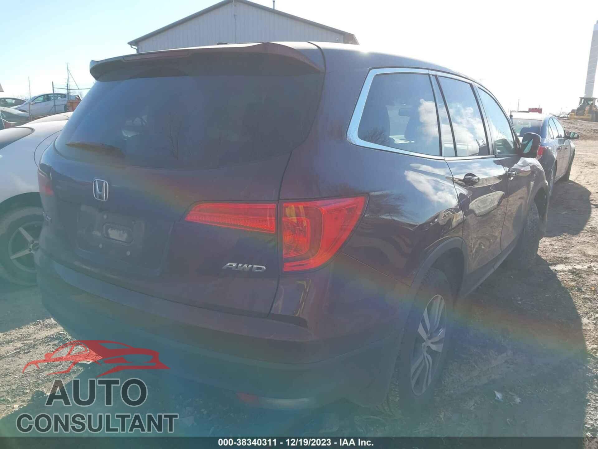 HONDA PILOT 2018 - 5FNYF6H55JB002608