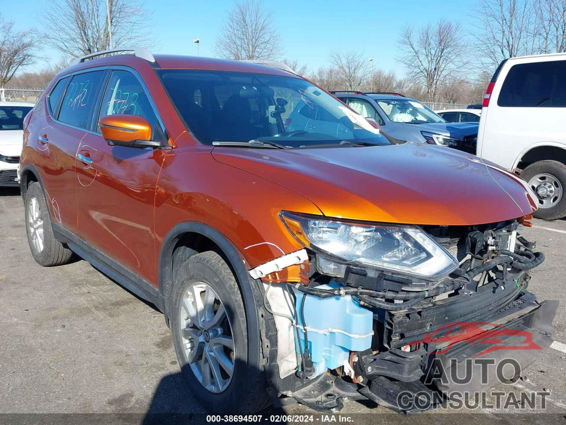 NISSAN ROGUE 2018 - 5N1AT2MV8JC843310