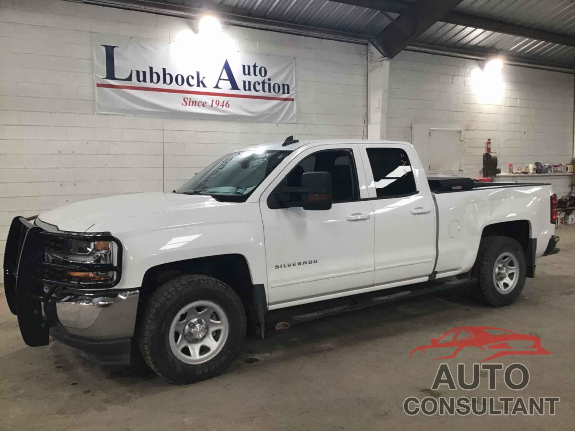 CHEVROLET SILVERADO 2018 - 1GCVKREC9JZ350134