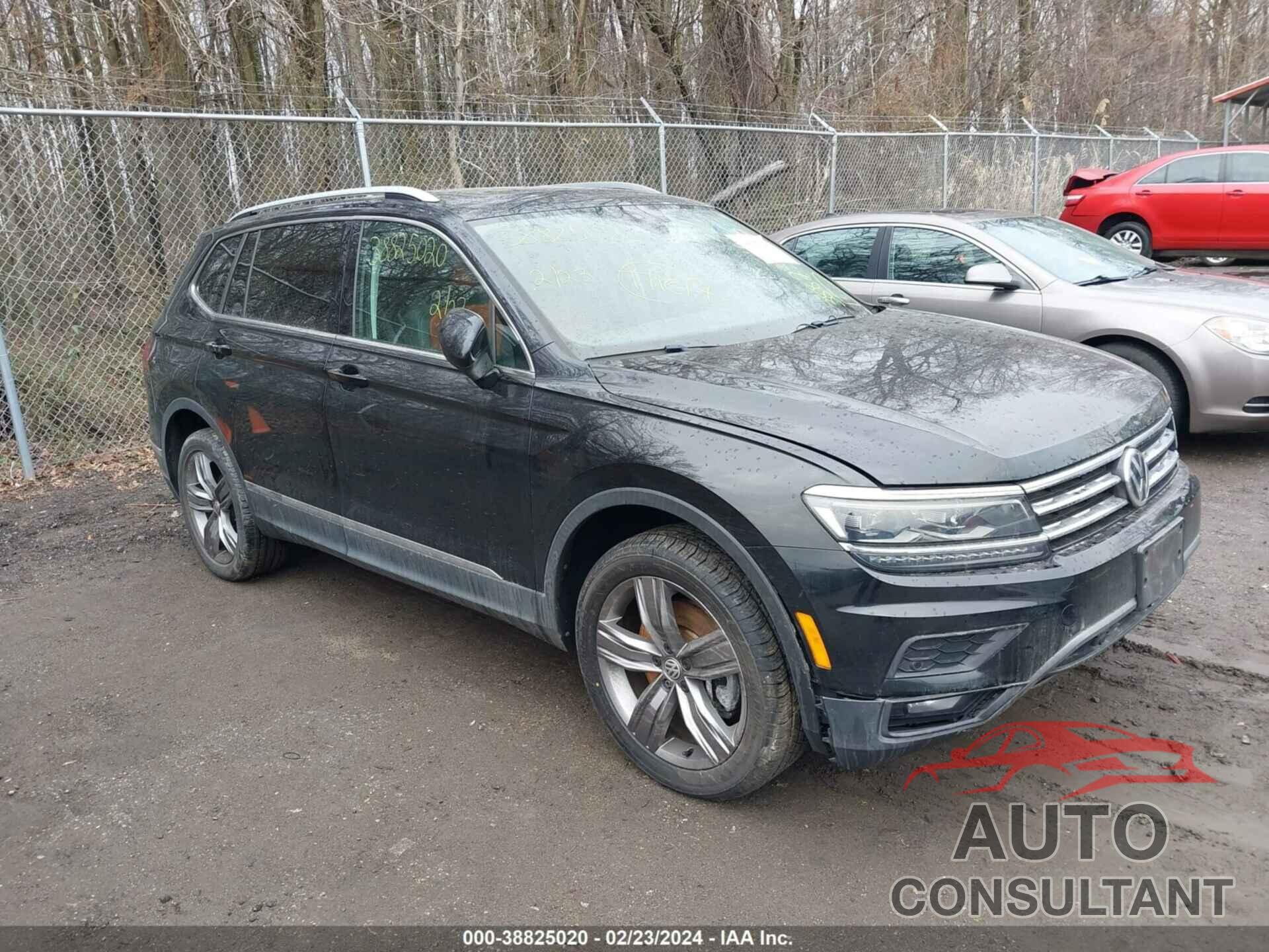 VOLKSWAGEN TIGUAN 2018 - 3VV4B7AX7JM149327