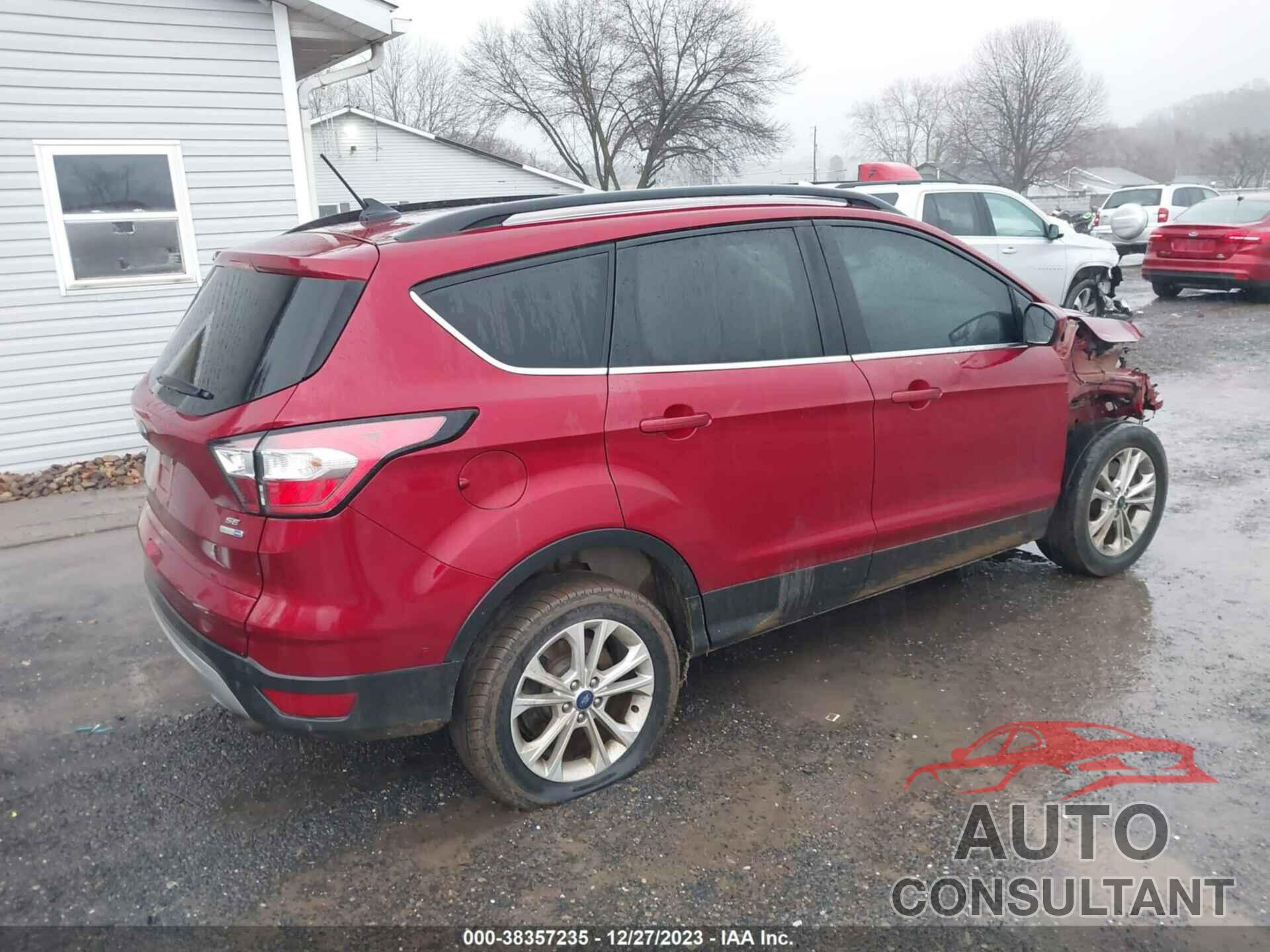 FORD ESCAPE 2018 - 1FMCU9GD3JUB07001