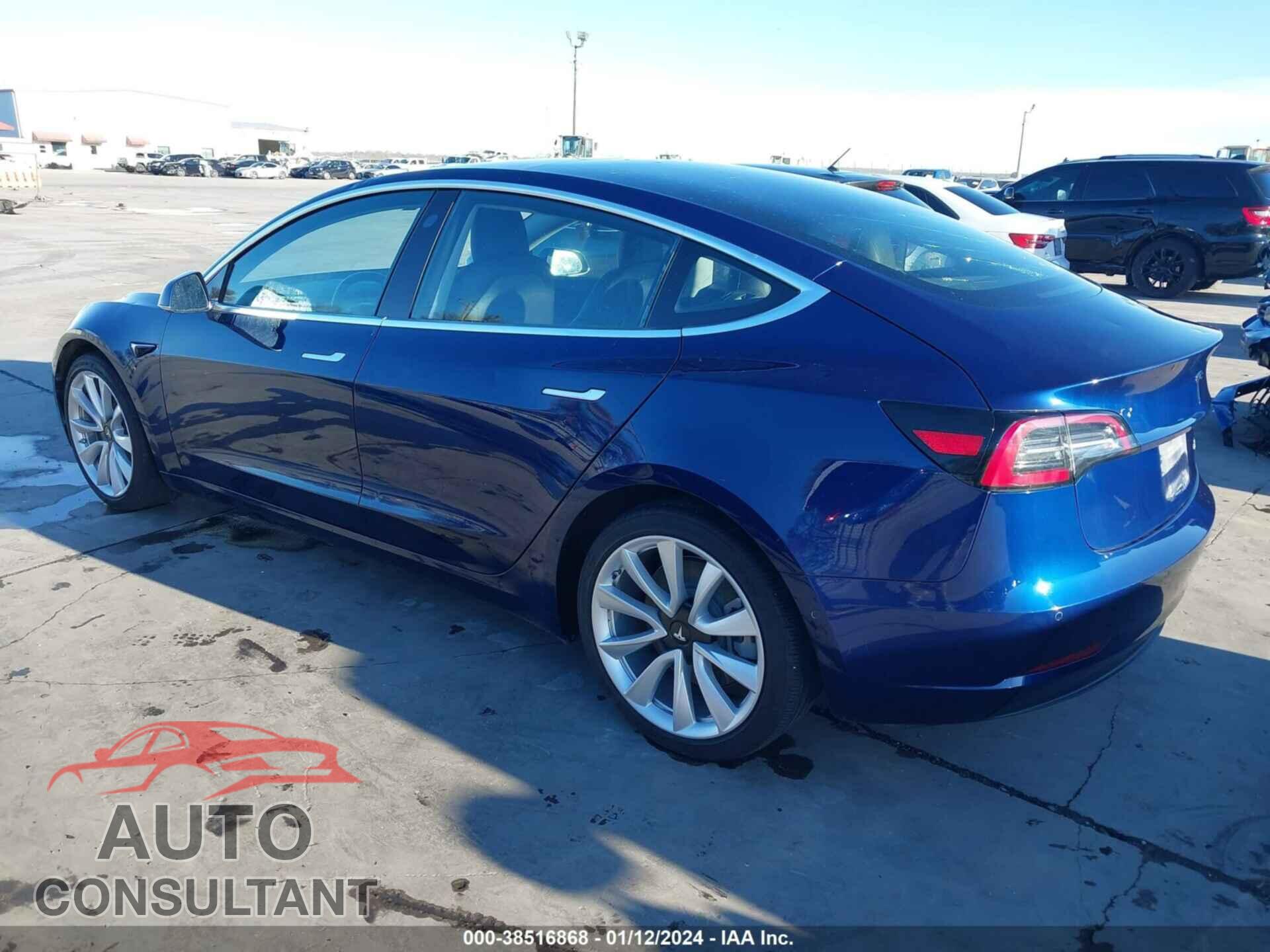 TESLA MODEL 3 2018 - 5YJ3E1EB4JF121888