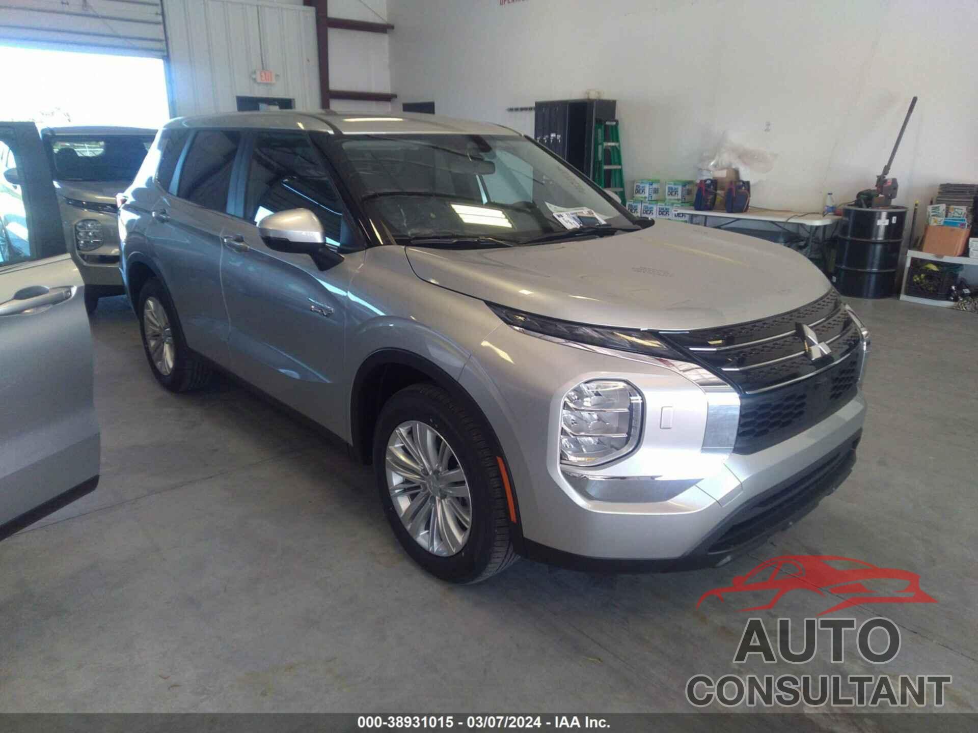 MITSUBISHI OUTLANDER 2024 - JA4T5UA93RZ033225