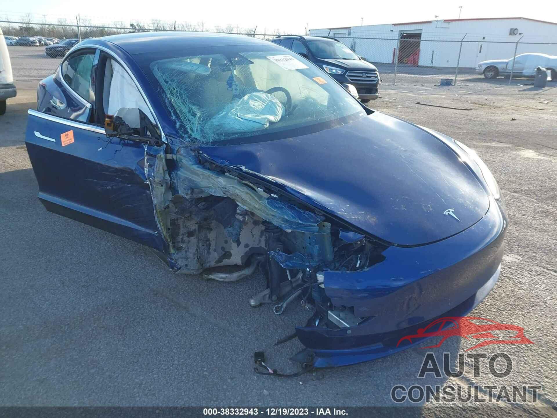 TESLA MODEL 3 2019 - 5YJ3E1EB2KF391090