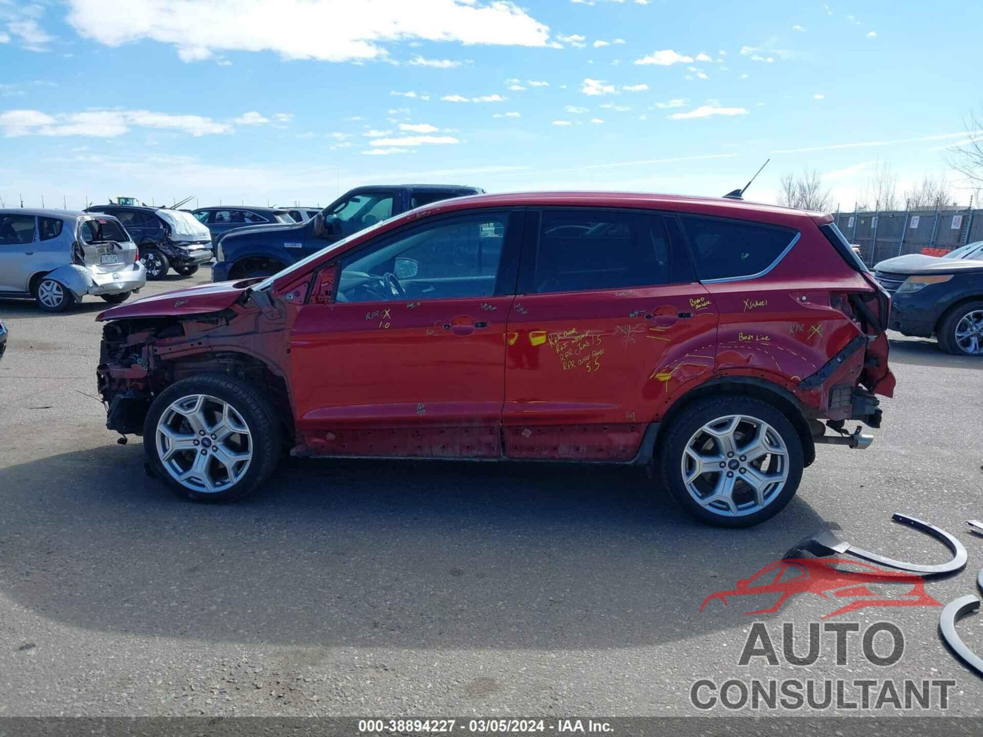 FORD ESCAPE 2019 - 1FMCU9J9XKUA94690