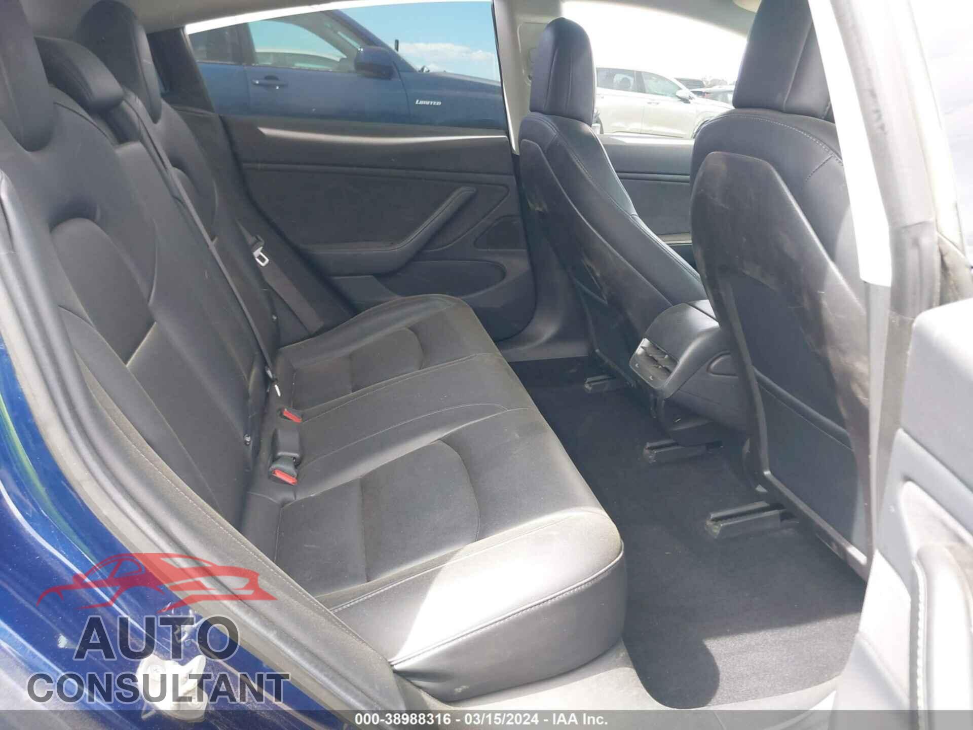 TESLA MODEL 3 2018 - 5YJ3E1EA8JF035863