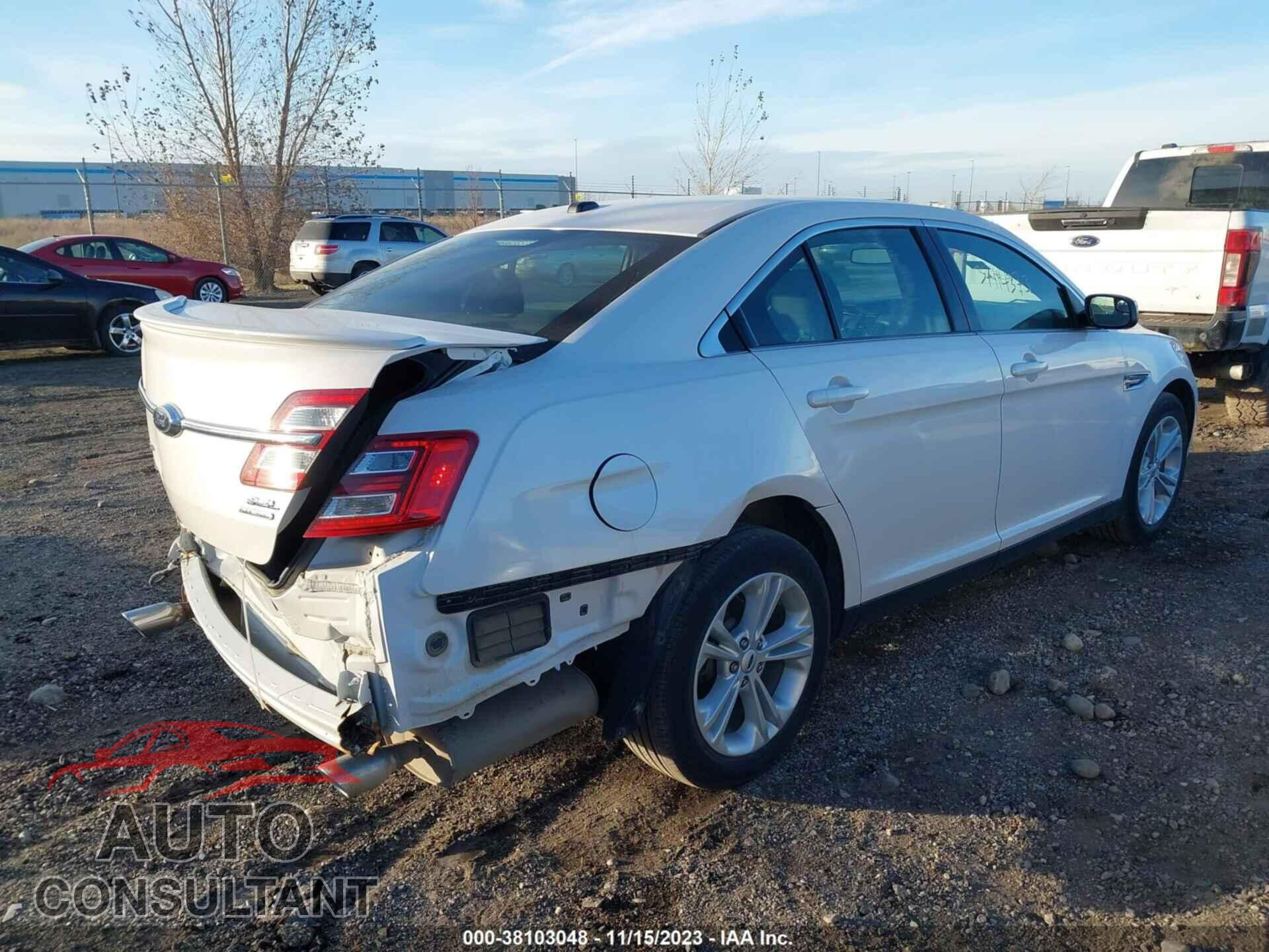FORD TAURUS 2016 - 1FAHP2E87GG122001