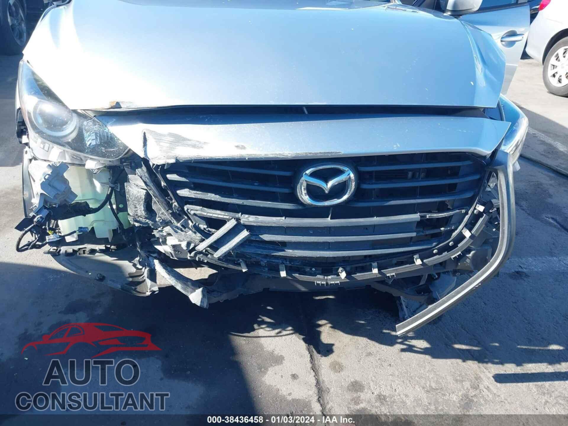 MAZDA 3 2017 - 3MZBN1U71HM108673