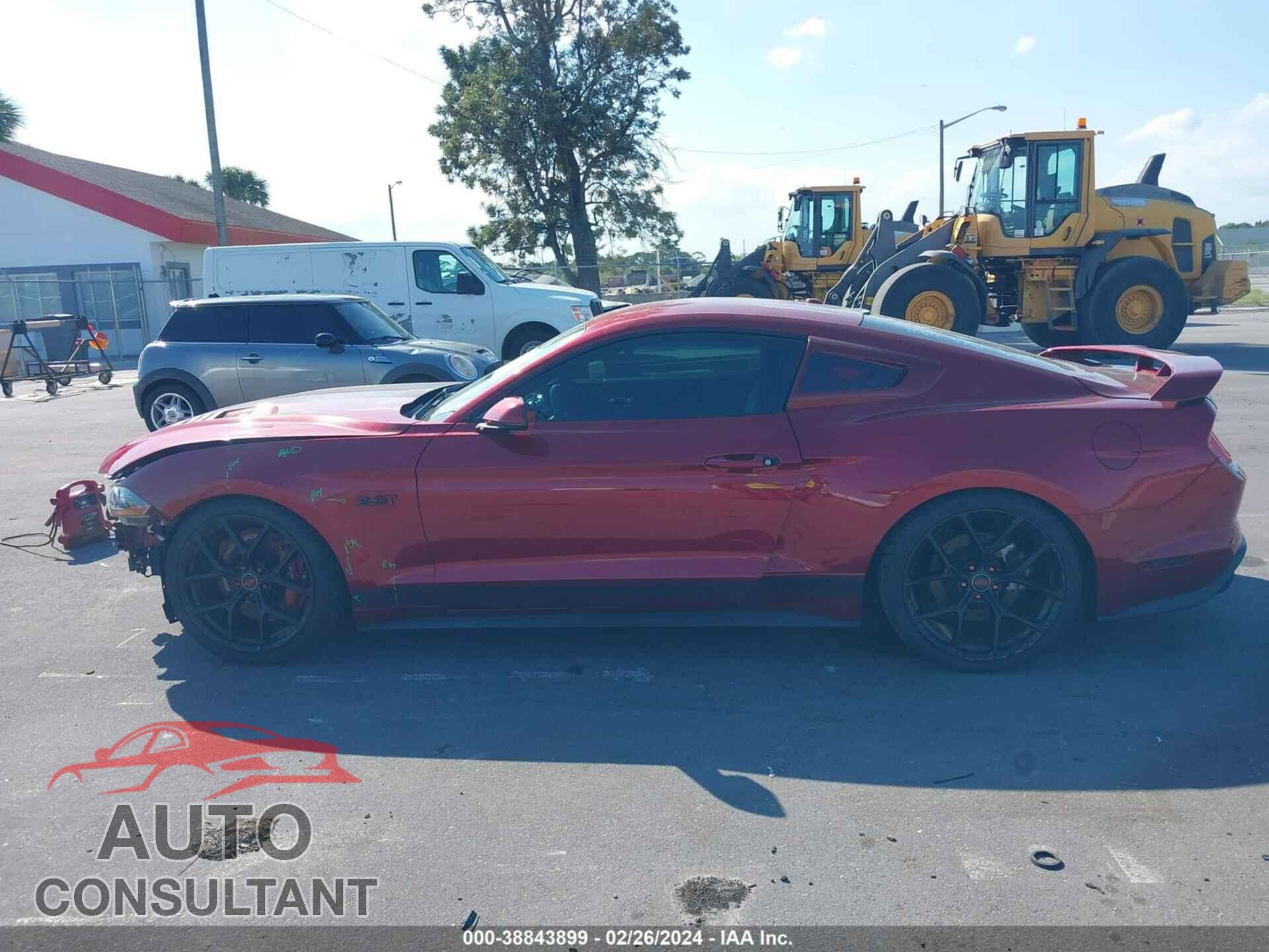 FORD MUSTANG 2018 - 1FA6P8TH0J5131865