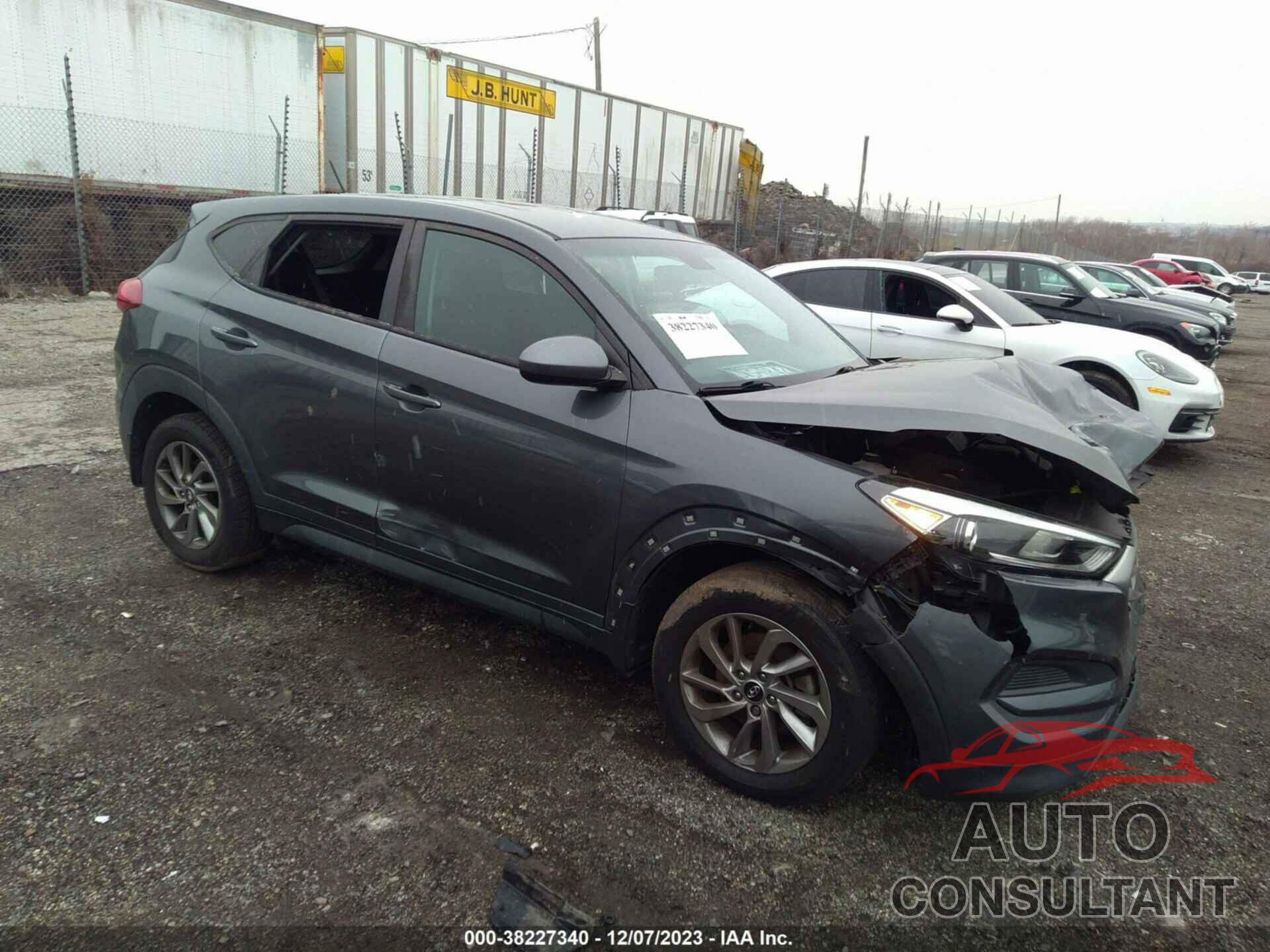 HYUNDAI TUCSON 2018 - KM8J2CA42JU757019