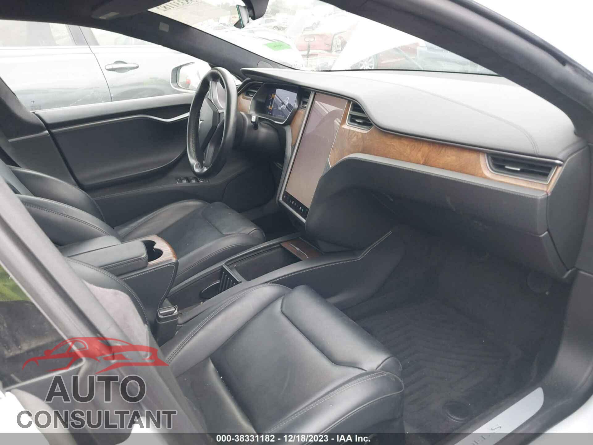 TESLA MODEL S 2020 - 5YJSA1E25LF355371