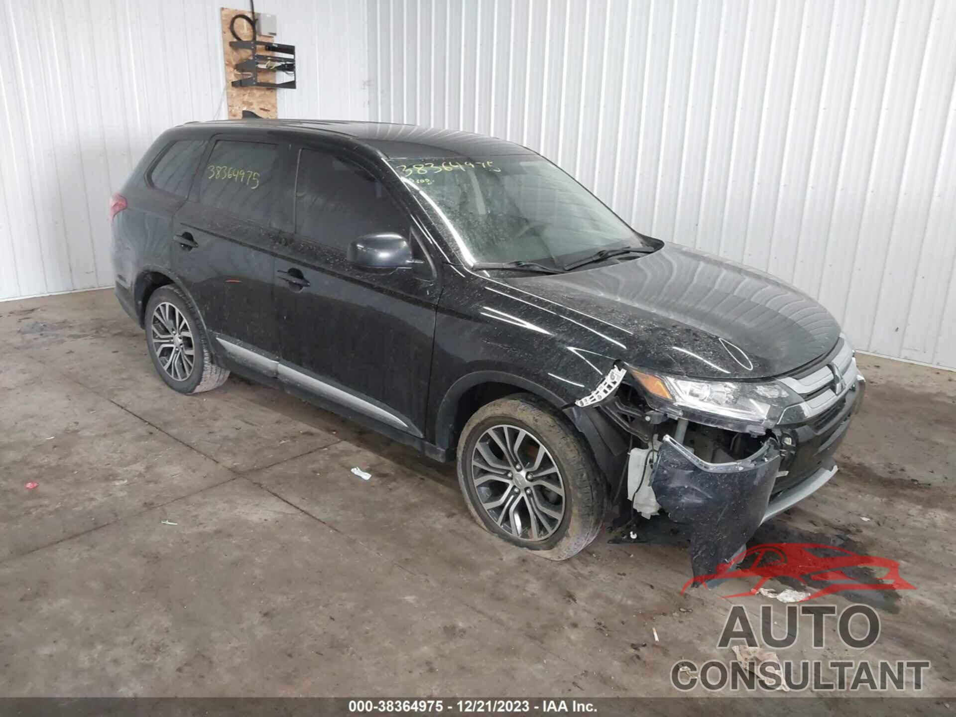 MITSUBISHI OUTLANDER 2018 - JA4AZ3A36JZ059498