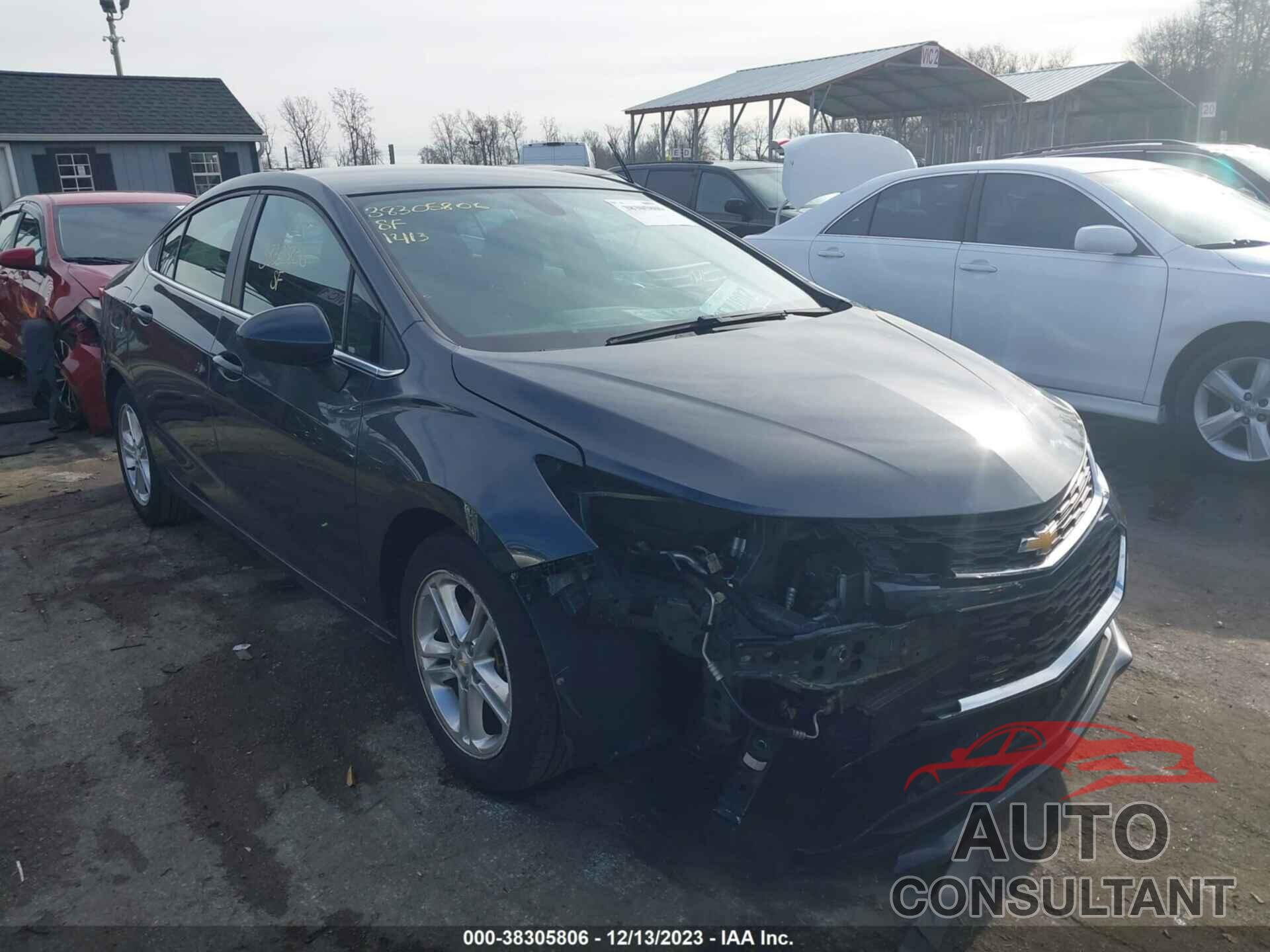 CHEVROLET CRUZE 2018 - 1G1BE5SM7J7124436